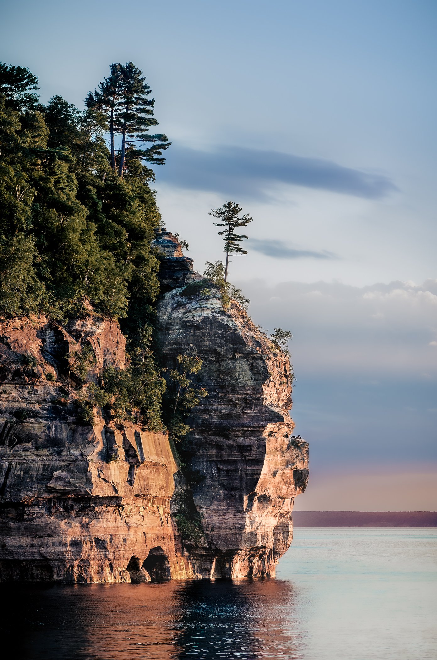 Pictured Rocks thumb.jpg