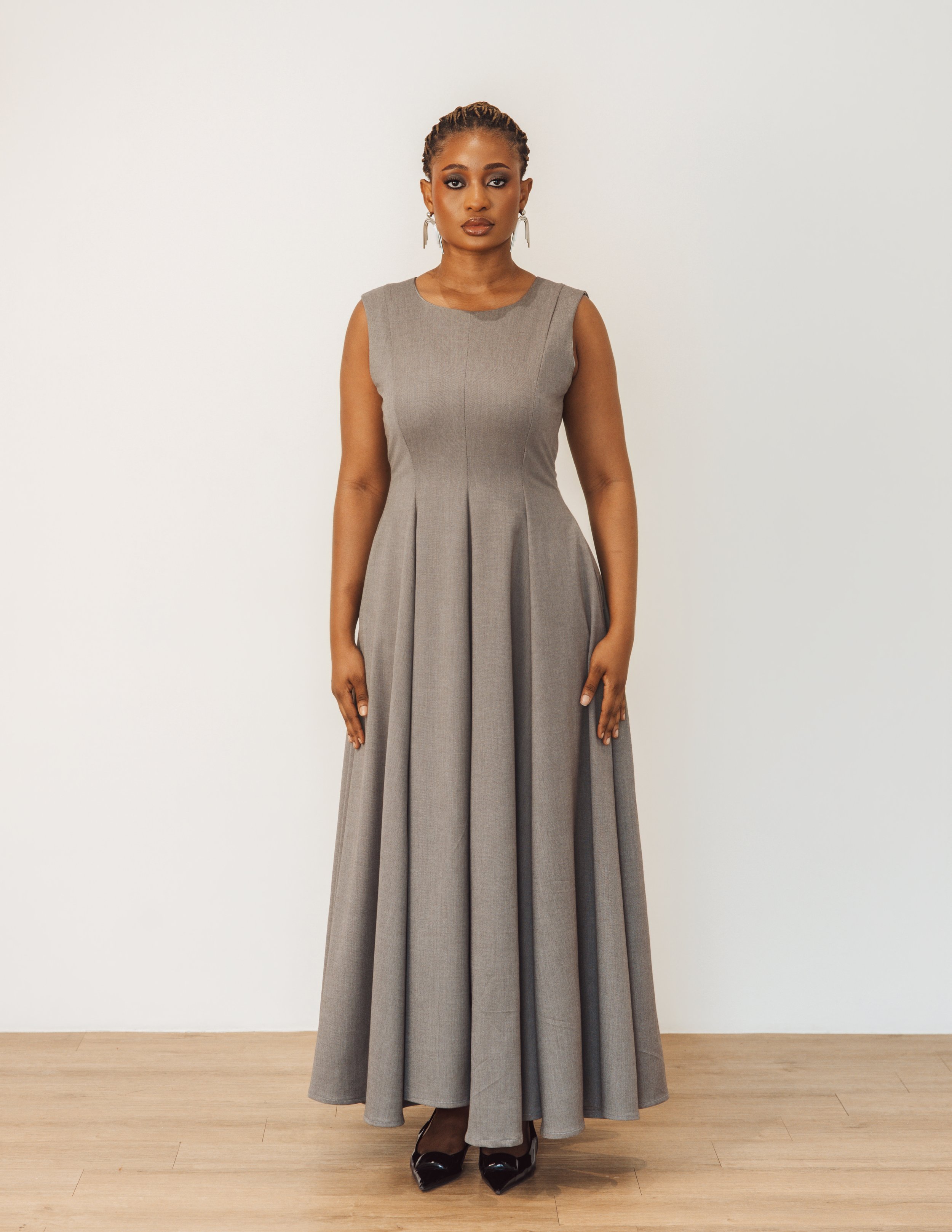 THE FLARED DRESS