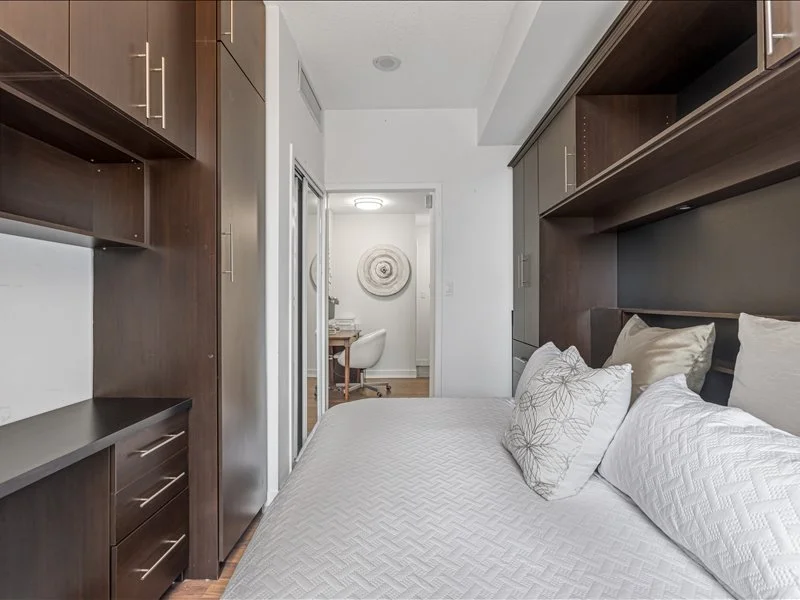 08-9 SPADINA AVE UNIT 303 - NICK WILLIAMS-217.jpg