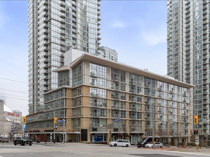 01-9 SPADINA AVE UNIT 303 - NICK WILLIAMS-214.jpg