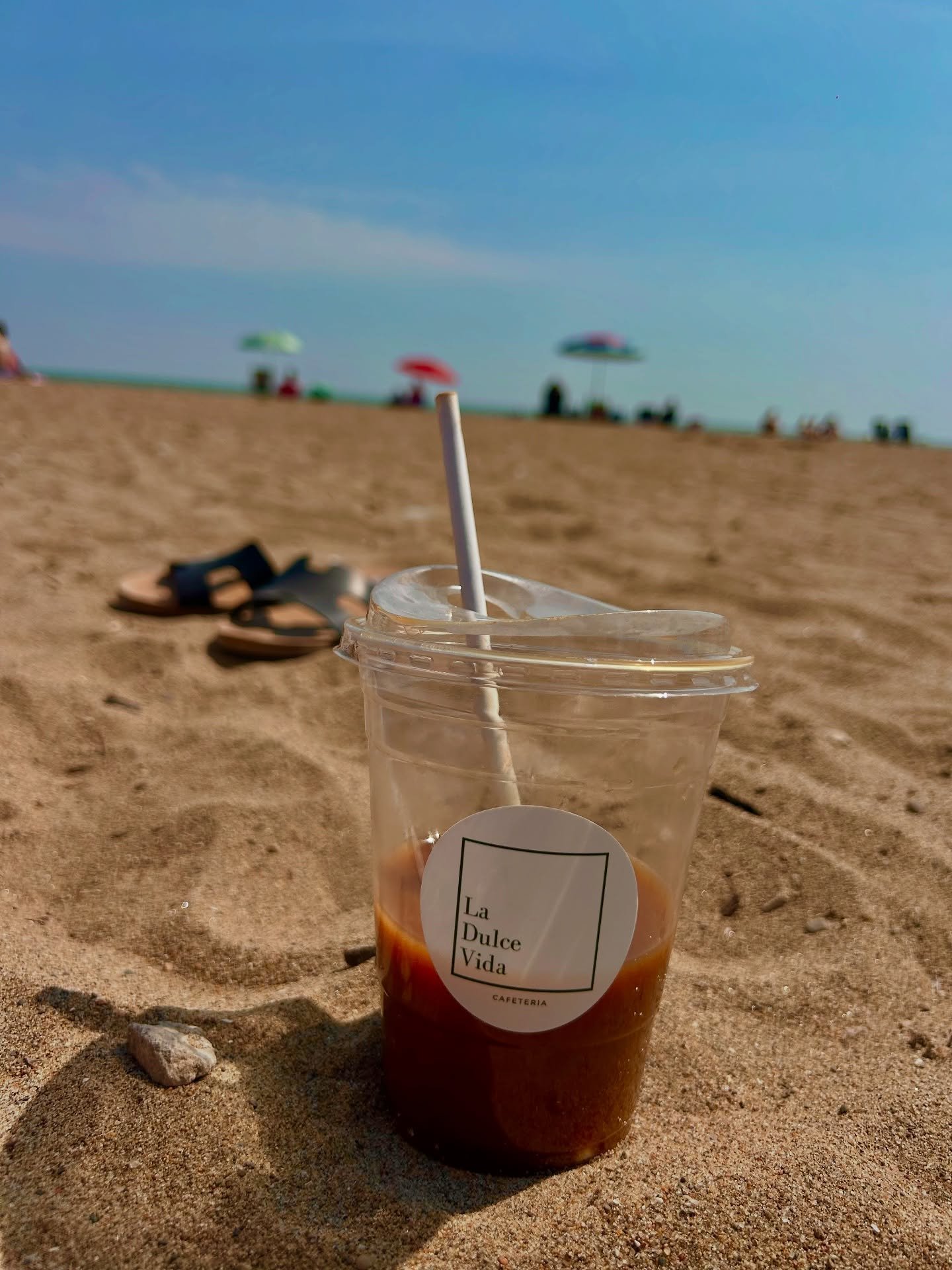 Your summer adventures essential = this. 🧊☕
Take us with you—wherever the sun takes you. 🌞 Tag us.
Crave it. Grab it. Go.📍La Dulce Vida Café
