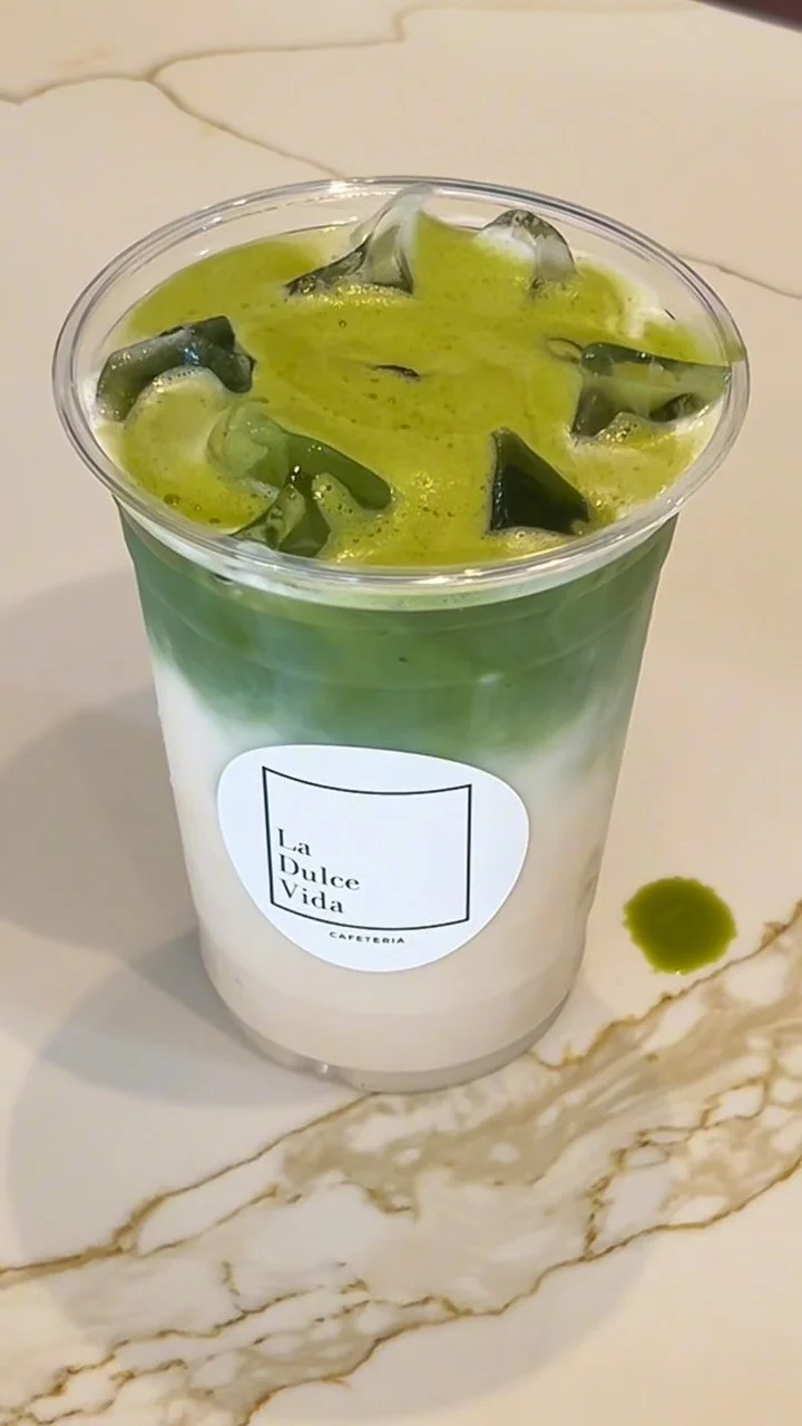 Where slow sips = sweet living. ✨
📍La Dulce Vida Café
.
.
.
#MatchaMagic #SipSlow #CafeVibes #MatchaMoment #LaDulceVidaCafe #SweetLifeCafe #DailyMatcha #LatteLovers #CafeCorners #CozyCafeVibes #CafeReels #MatchaLovers #KingsvilleOntario
