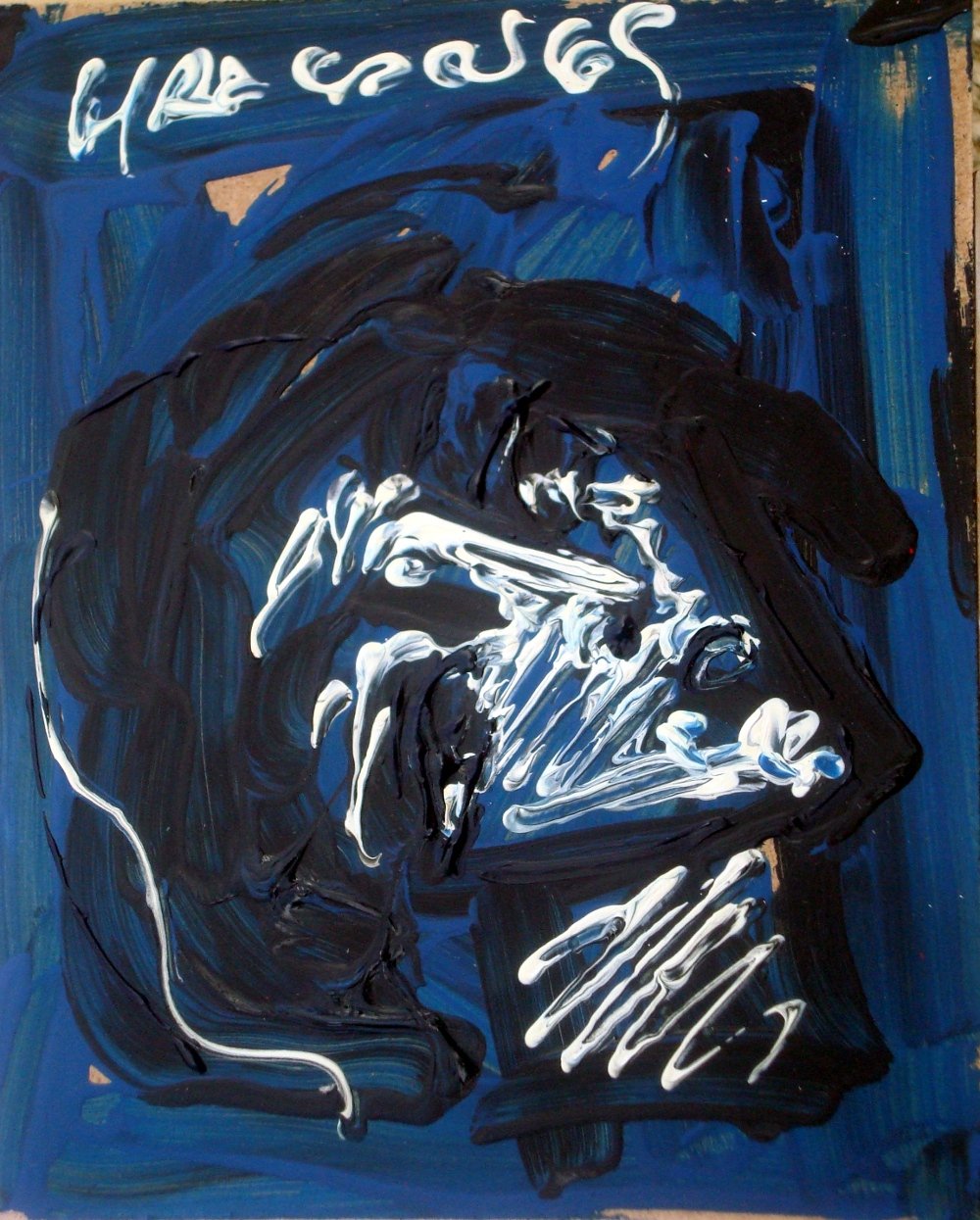 Peinture expressionniste de Hrasarkos titrée Les Nerfs de la Nuit (2011). Acrylique sur panneau montrant une forme de tête abstraite noire aux traits blancs épais sur fond bleu sombre