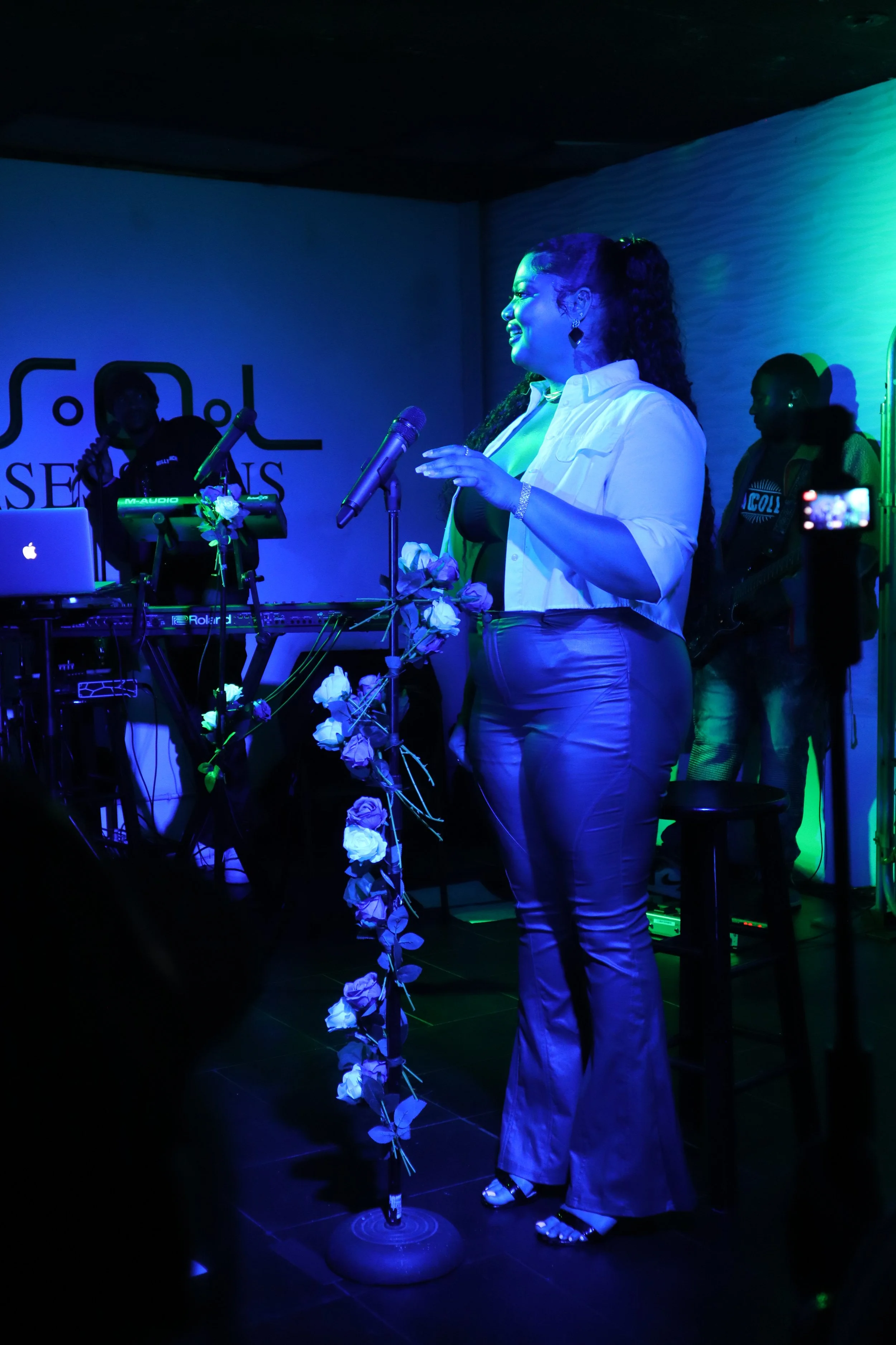 Bria Binero opening w/ her poem called "Exodus"
Instagram: @breezydinero