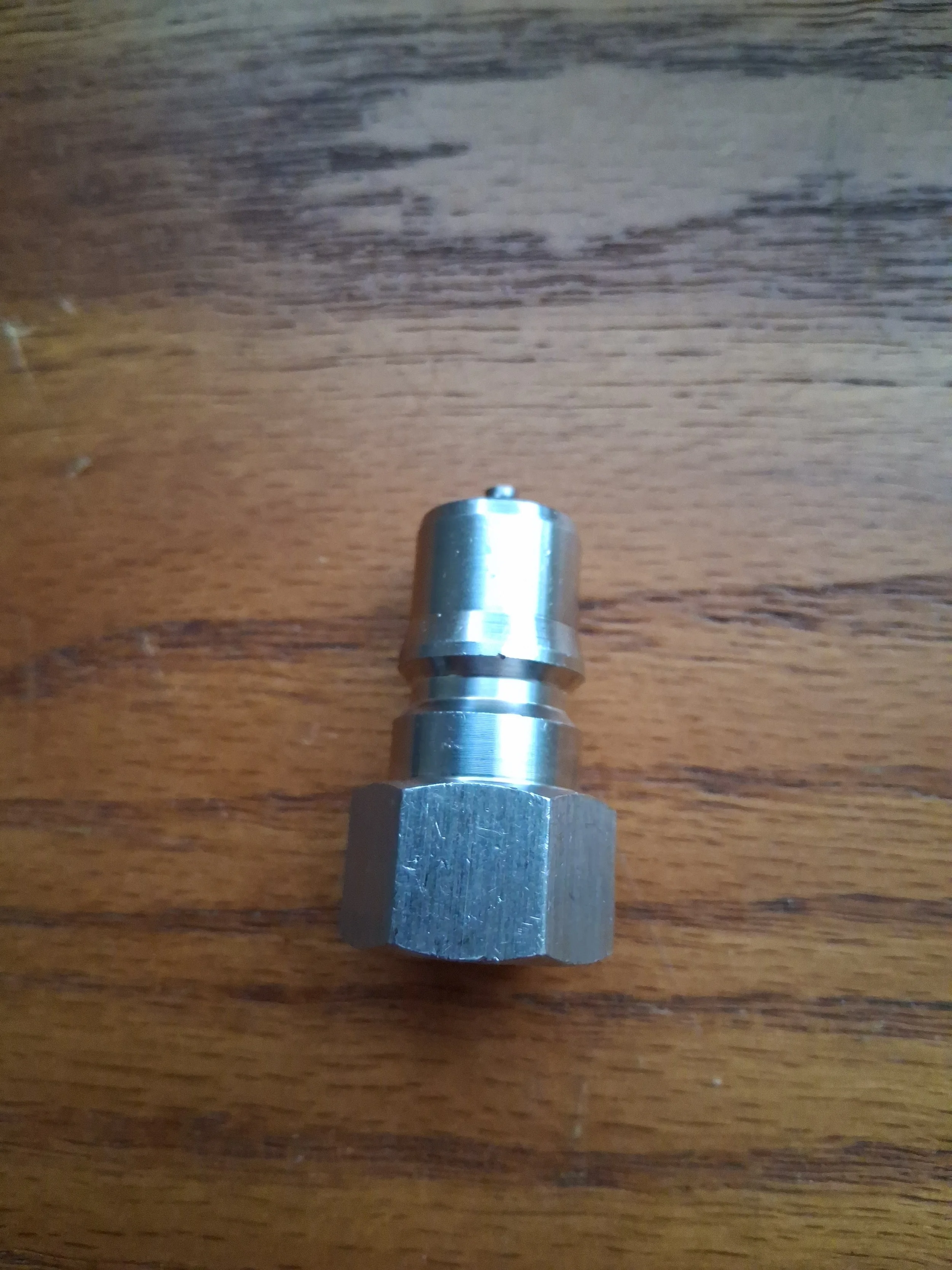 QD's Go Stainless | Stainless Steel Quick Disconnects (1/4" & 1/8")