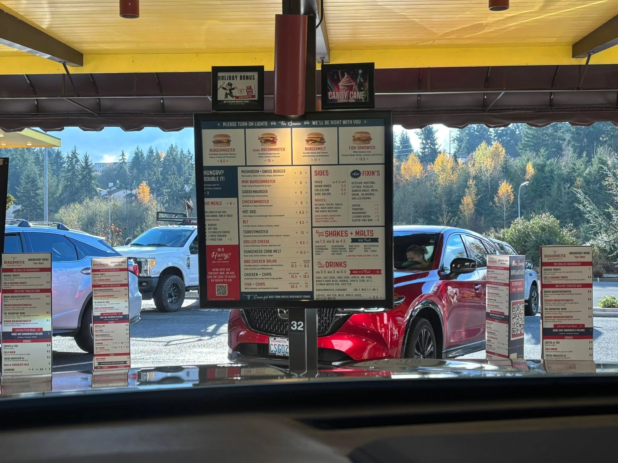 Boy! I have been here in ages! Took my husband to lunch after doctors appointment. Great burger