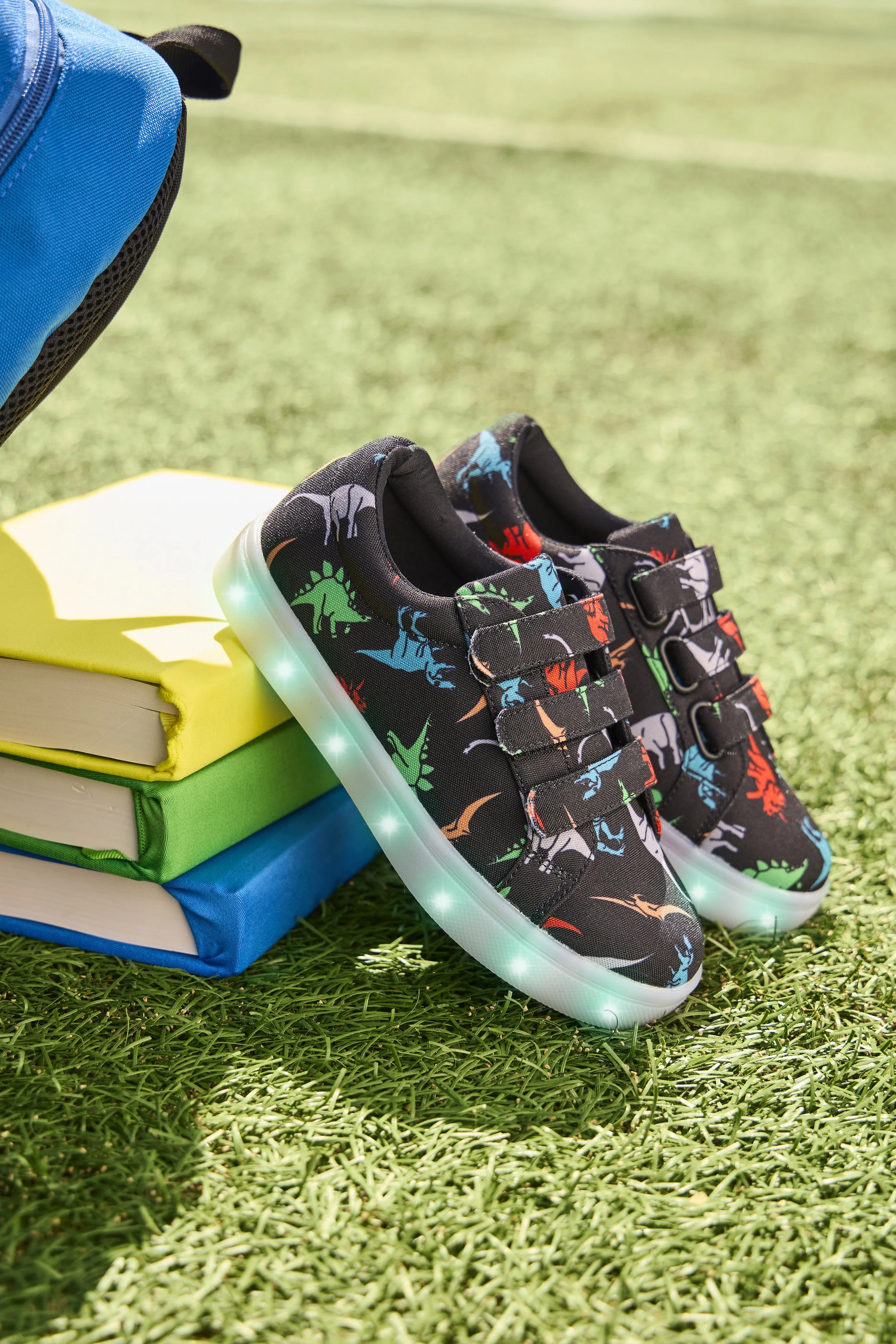 Aug_MKTG_Shoes_2094.jpg