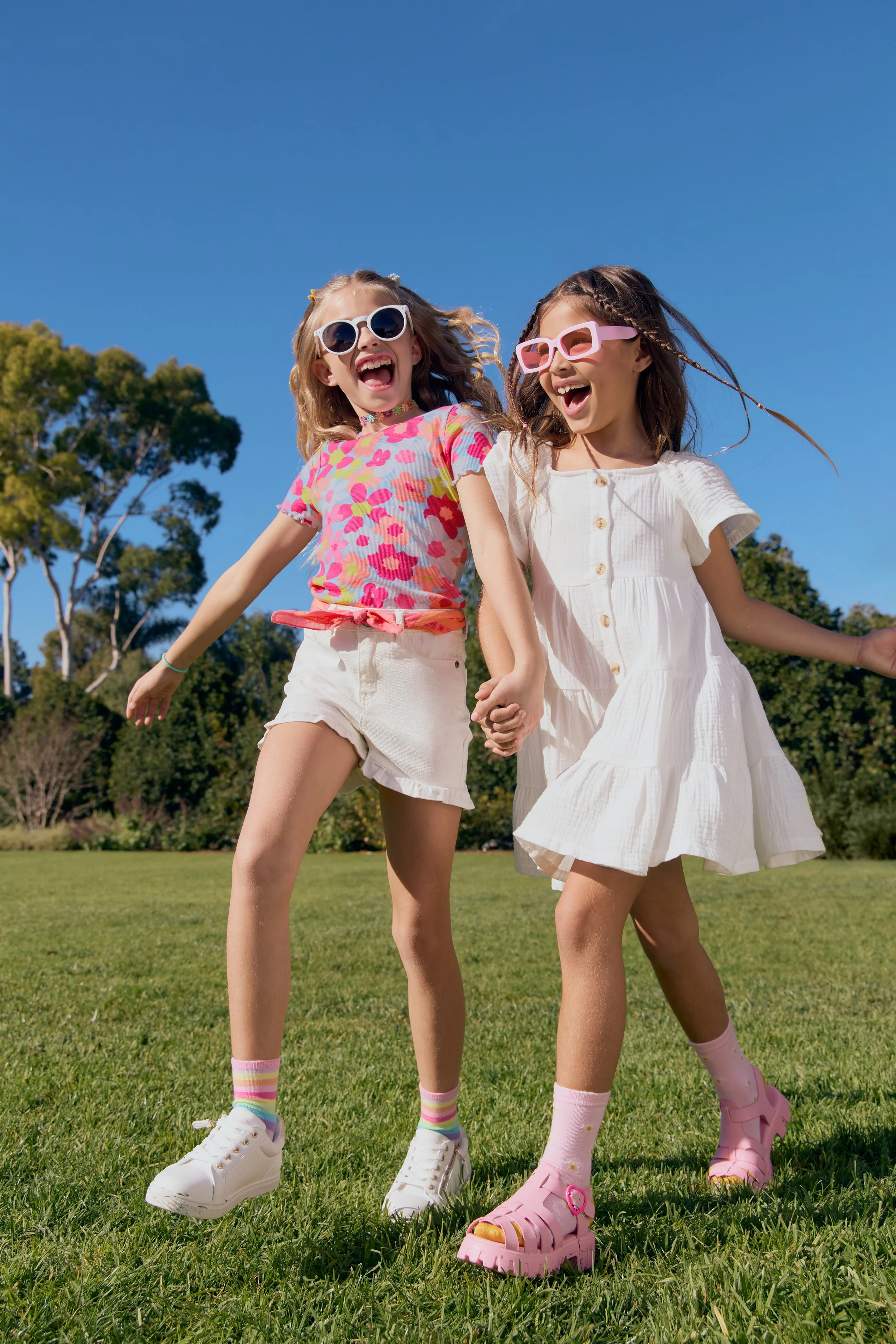 Mar_MKTG_GirlsSpringDuo_160.jpg