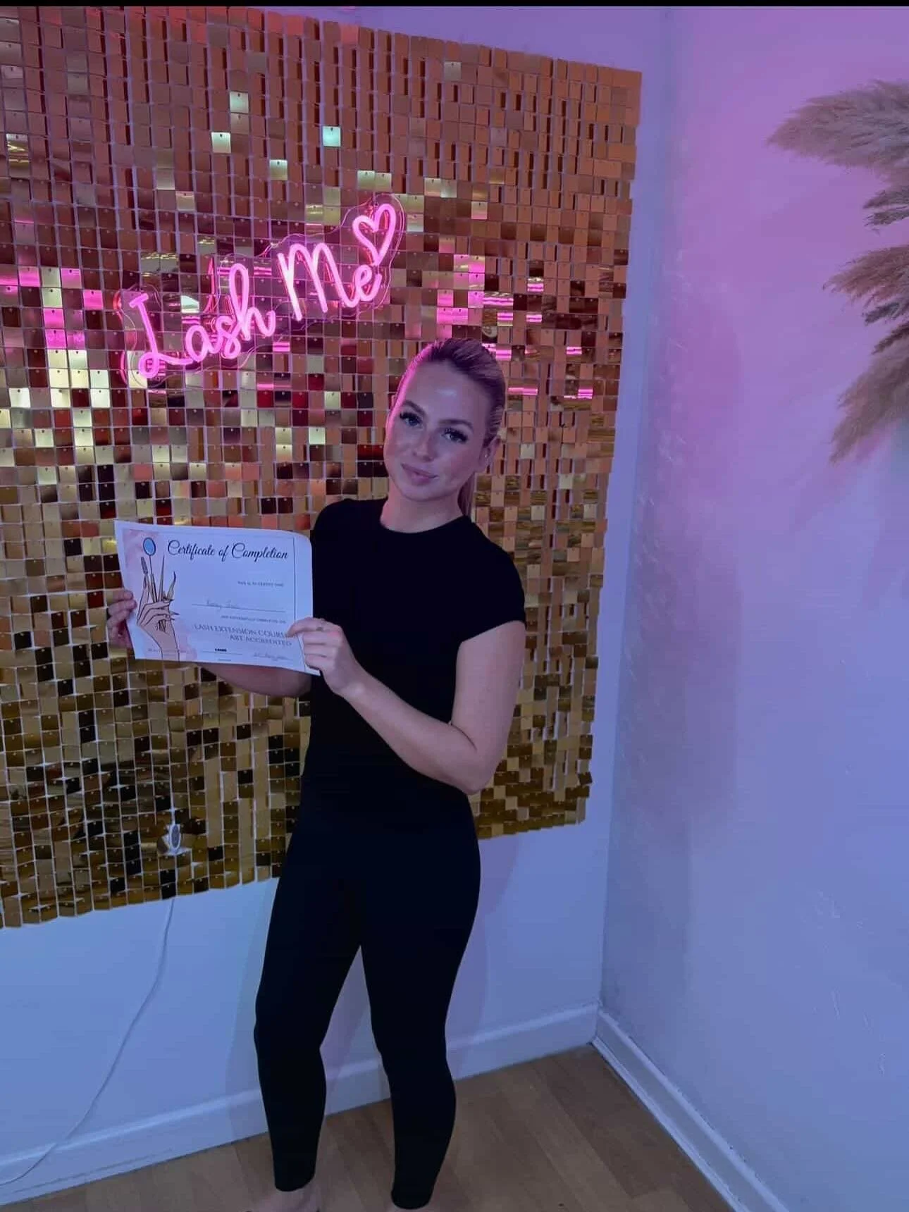 @joneseykeeleyx 
Thank you for choosing us to start your beauty career&hellip; and you were born to do it! 

You&rsquo;re going to put your future clients at ease and even better they will have amazing lashes! ✨ 

Lash training with Hayley 💓