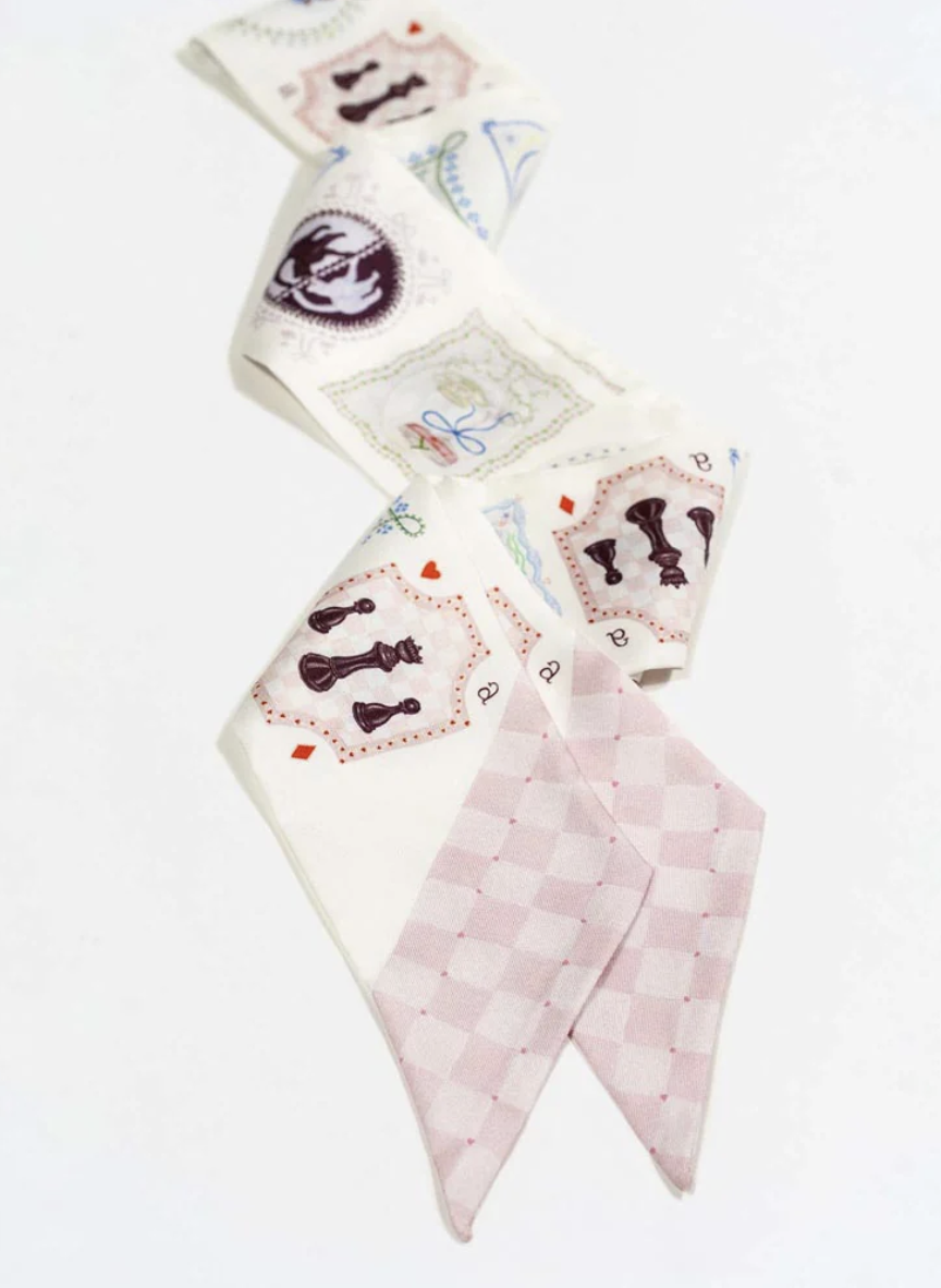 "Wonderful Curiosities" - created with Bond & Grace for their Alice in Wonderland art novel. Nine gouache illustrations in a patchwork pattern. 