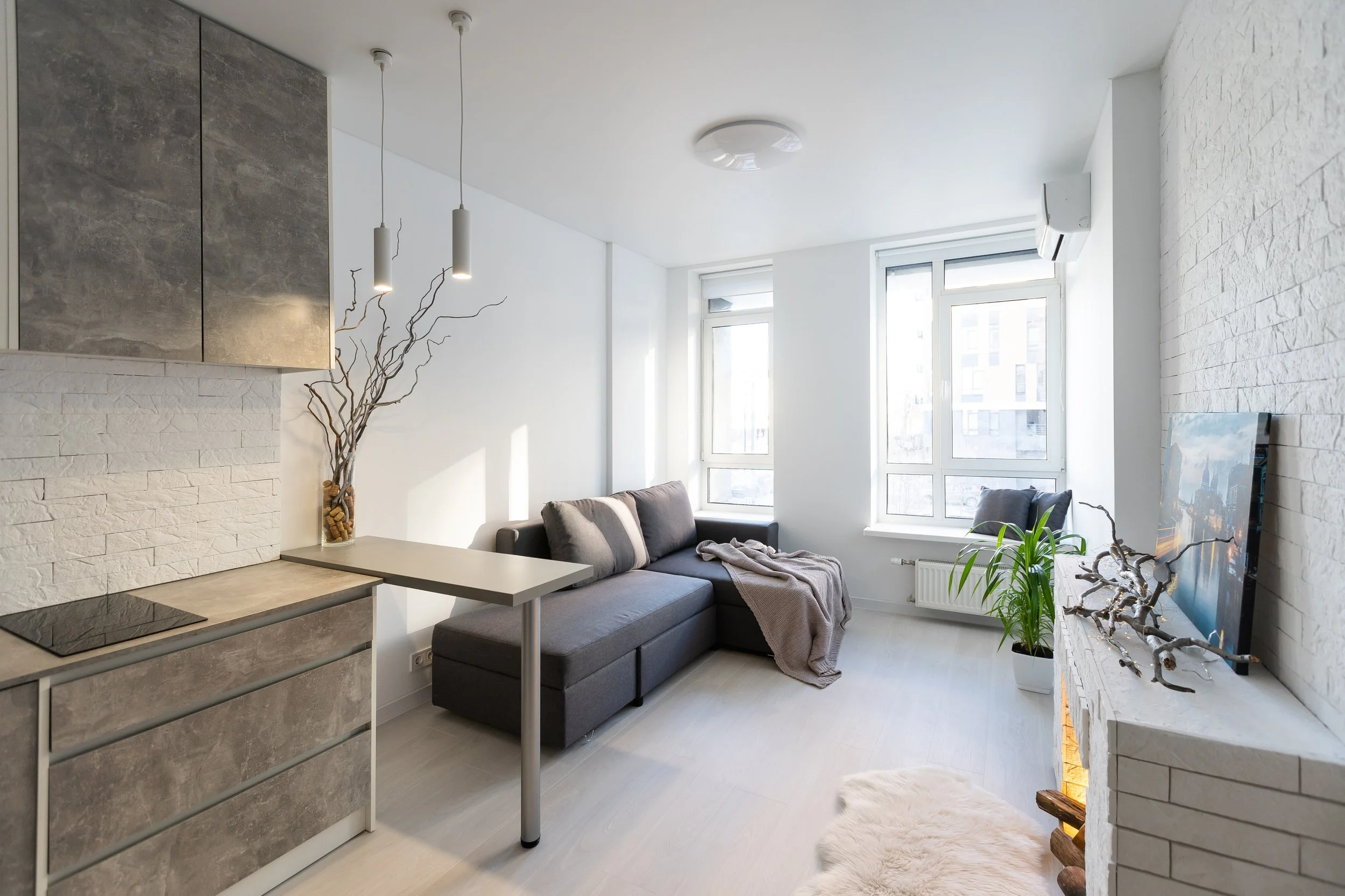 How to Make a Small Space Feel Bigger with Interior Design — VICTORIOUS ...