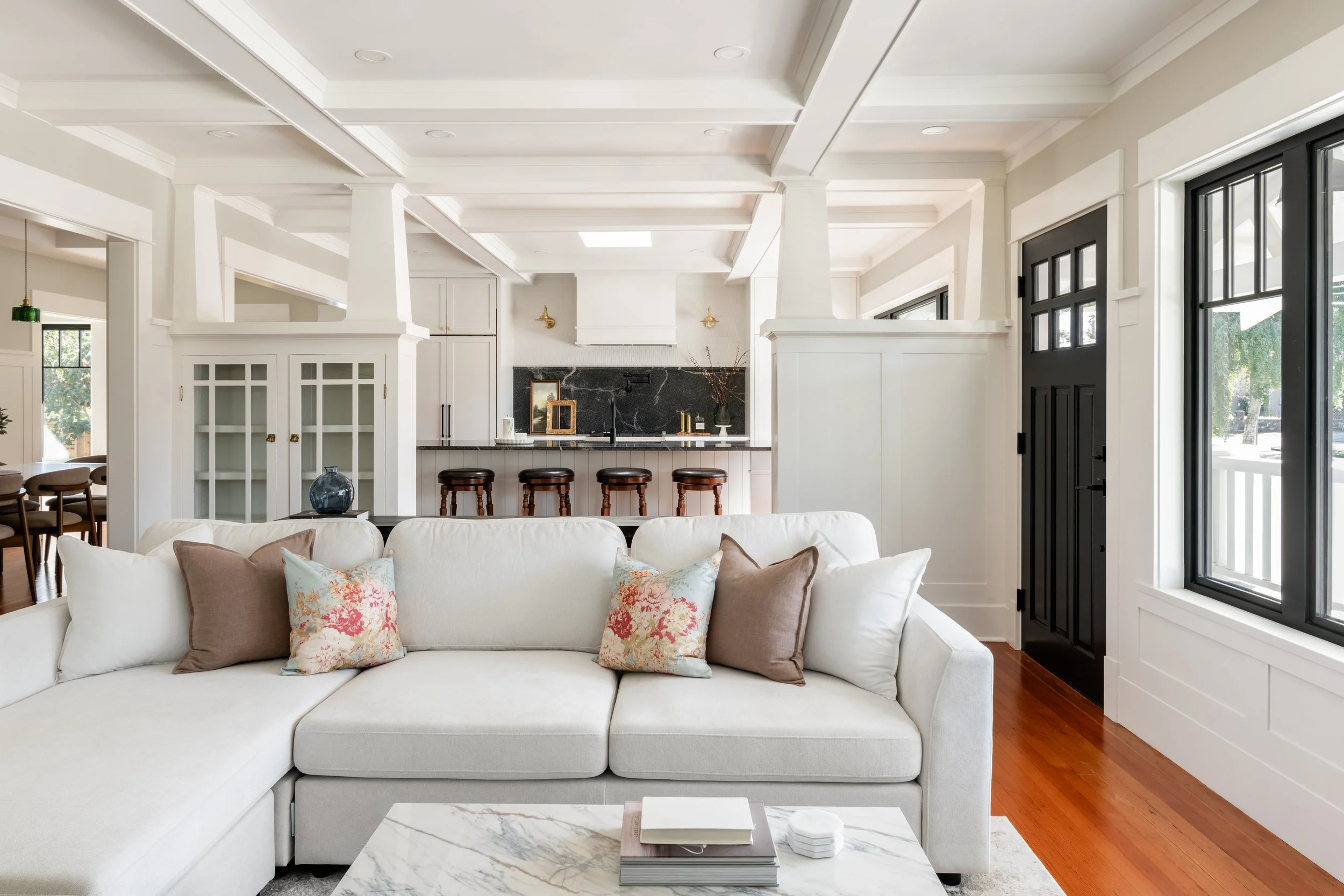 How to Mix and Match Furniture Styles Without It Looking Messy