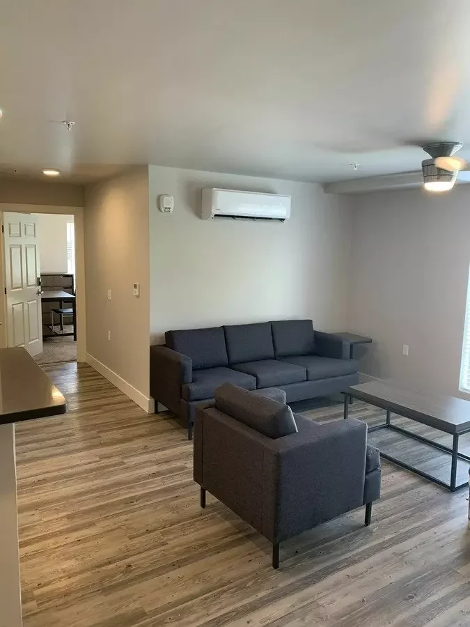 C St Suites5.webp