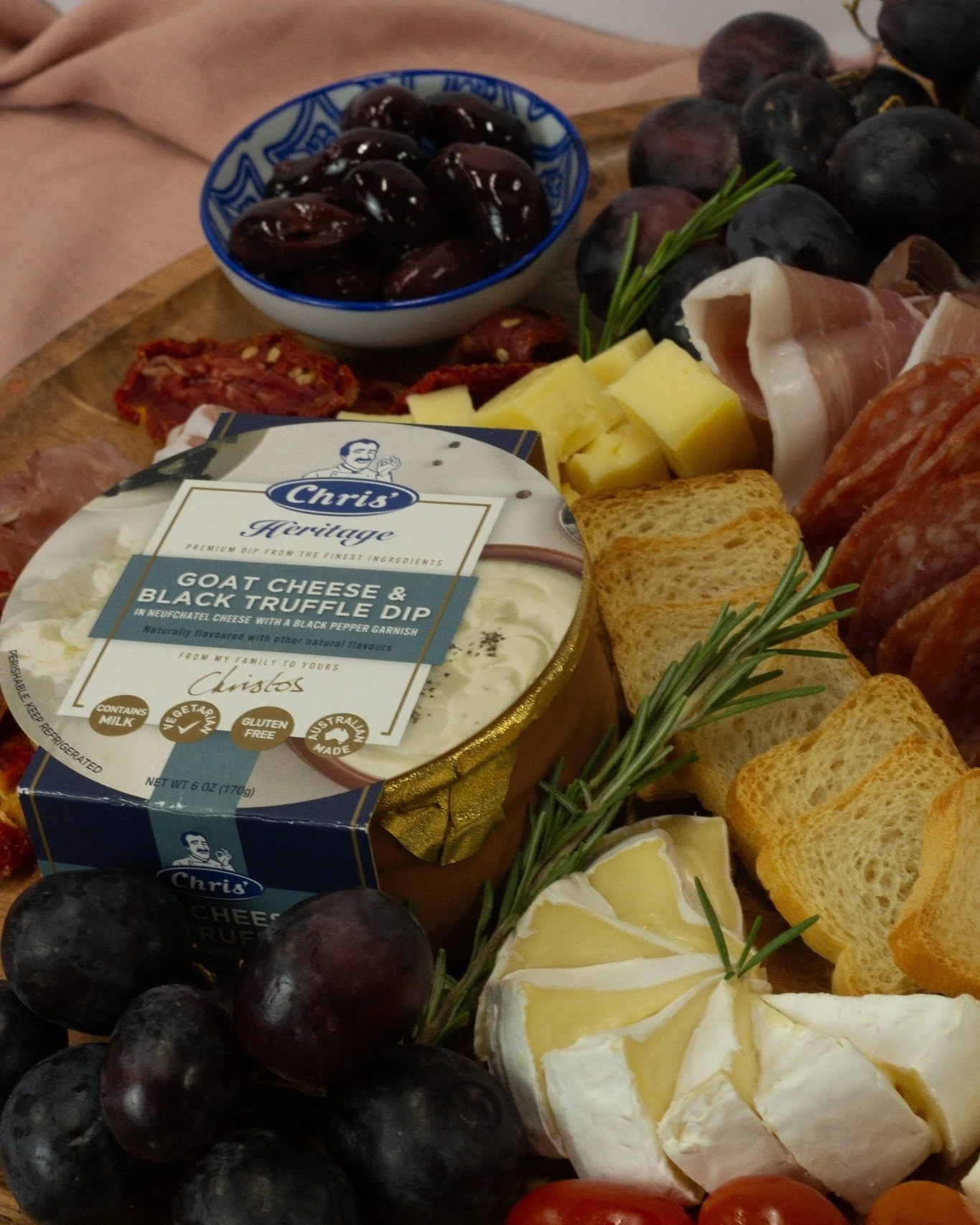 Summer just got better with Chris&rsquo; heritage dips, the perfect cheese-based dips for celebrating and entertaining ☀️ 🌺 💙 

 #chrisdips #chrisheritage #entertaining #chrisnevermisses #celebrate #charcuterie #summer #summertime #SummerEntertaini