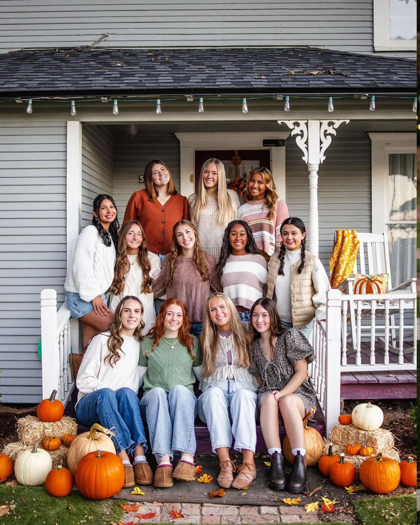 It&rsquo;s almost sweater weather 🍂🍁

So much gratitude for my beautiful Rep team! Don&rsquo;t forget to use one of their codes when you book for 10% off you shoot. That could be up to $90 off!! 🤍

There are VERY few dates left for Fall - only 1 l