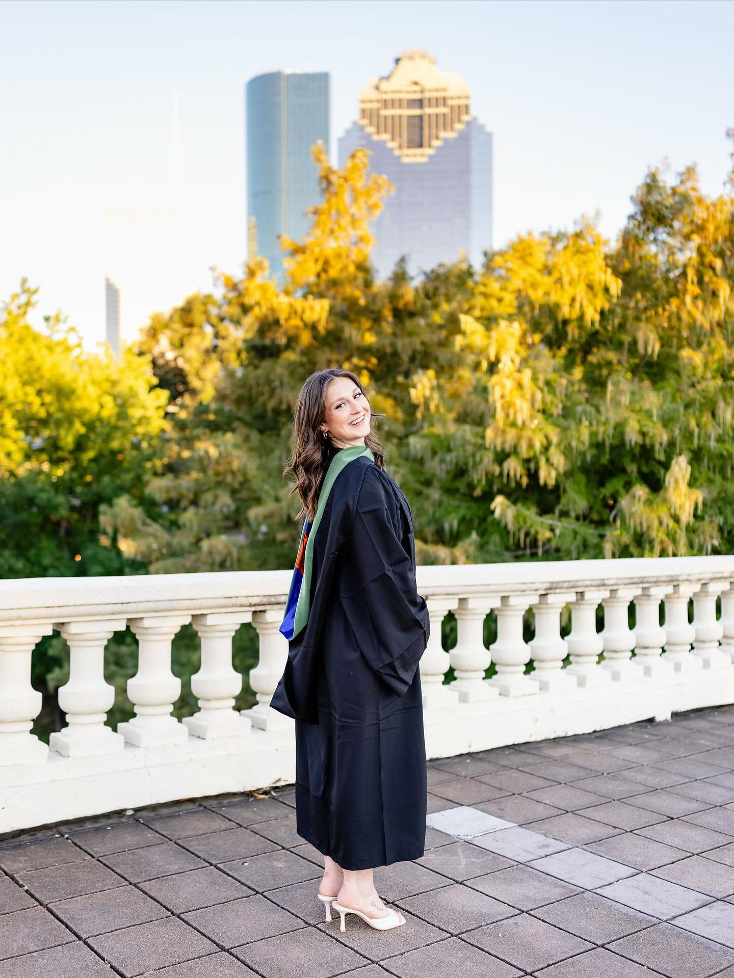 The Beautiful Emma! 🤍🥹

&mdash;- About to hop on a flight to Australia, where I will be until December 1st! (I&rsquo;ll be posting tons of Aussie content, don&rsquo;t worry!) But If I&rsquo;m slow to respond that&rsquo;s why - I&rsquo;ll  still be 