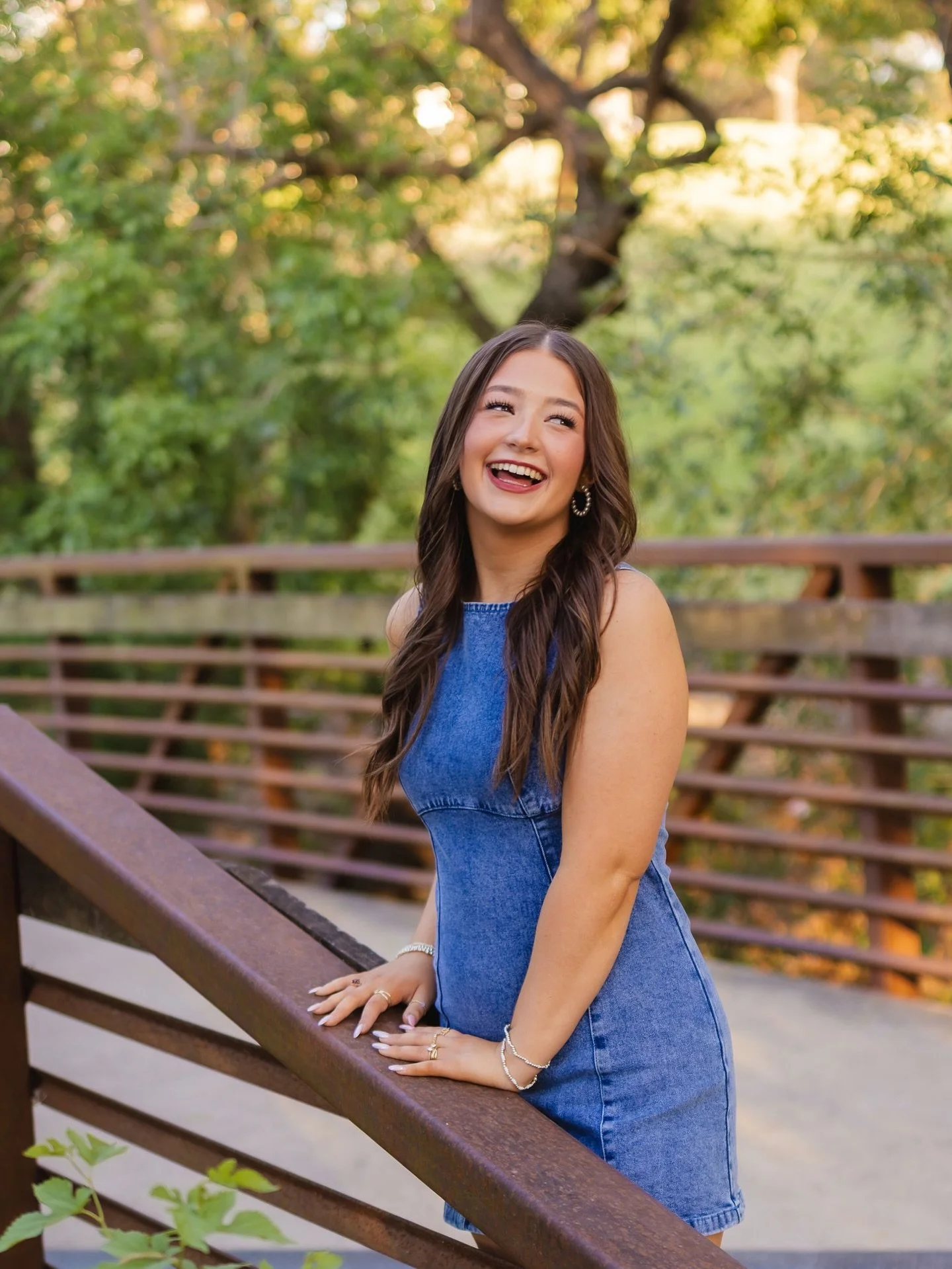 Some of my favorites from Avery&rsquo;s shoot! 🤍✨🌾

Working hard getting everyone their galleries this week! It&rsquo;s not too late to book your senior session! Message me to book a a May shoot ✨

Katy Texas senior photographer, senior pictures in