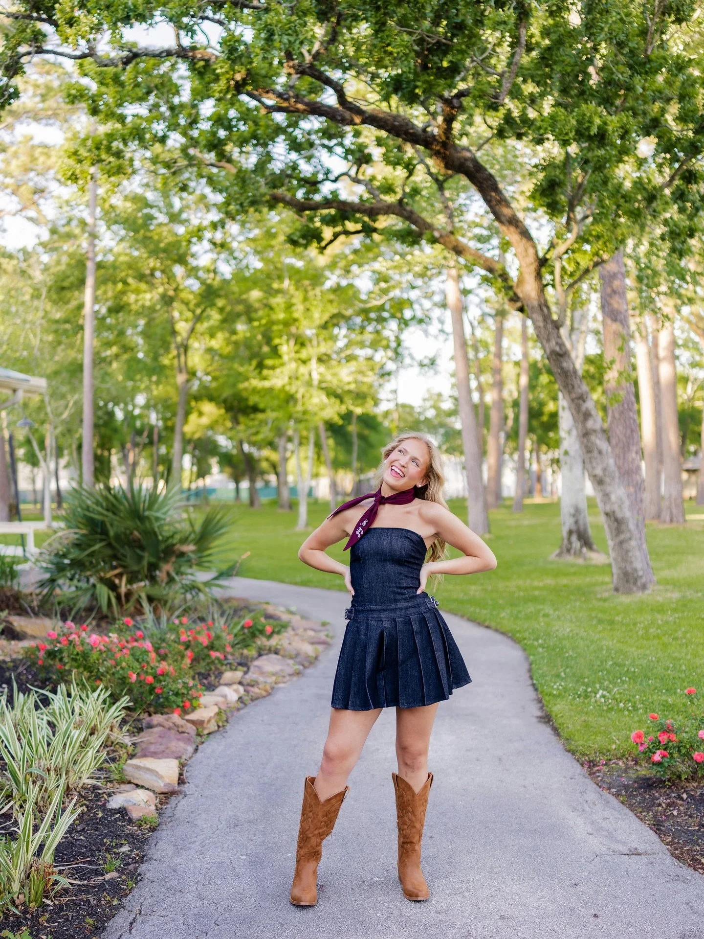 Fair warning, I&rsquo;ll be posting a lot of pictures from this session ☀️✨🤩

Nina, you&rsquo;re next on the editing queue! 👏🏼

Senior portrait photographer | Katy Texas senior pictures | Katy Texas photographer | senior pictures in Katy