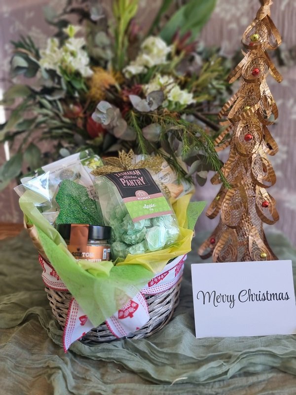 green basket.jpg