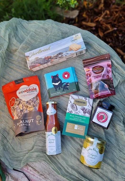 Tas Selection Contents.jpg