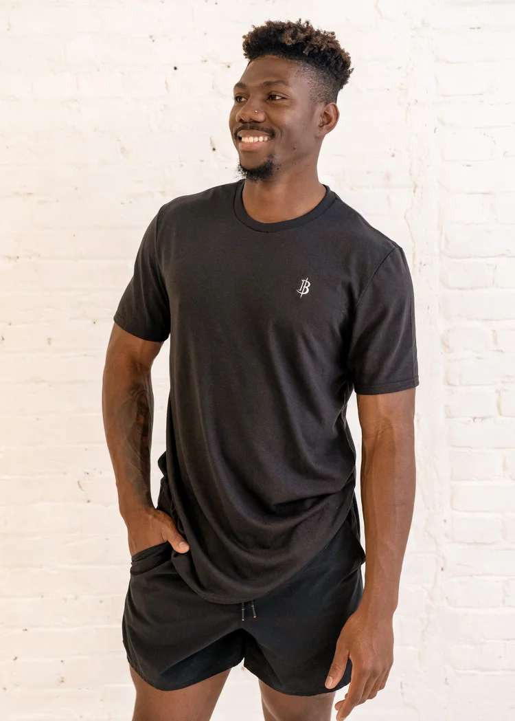 The Foundation Tee in black