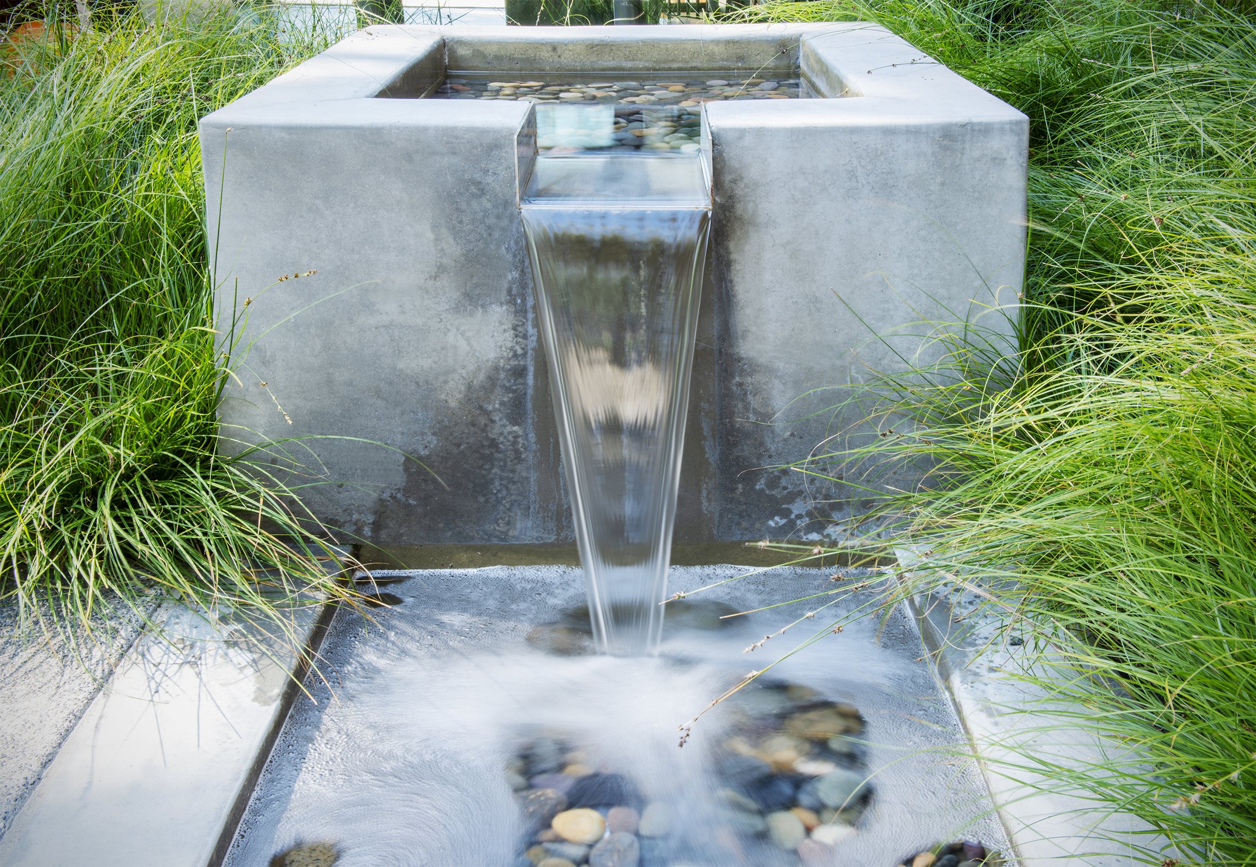 DCAP_GLA_Del Mar_Landscaping_Water Feature_1.jpg