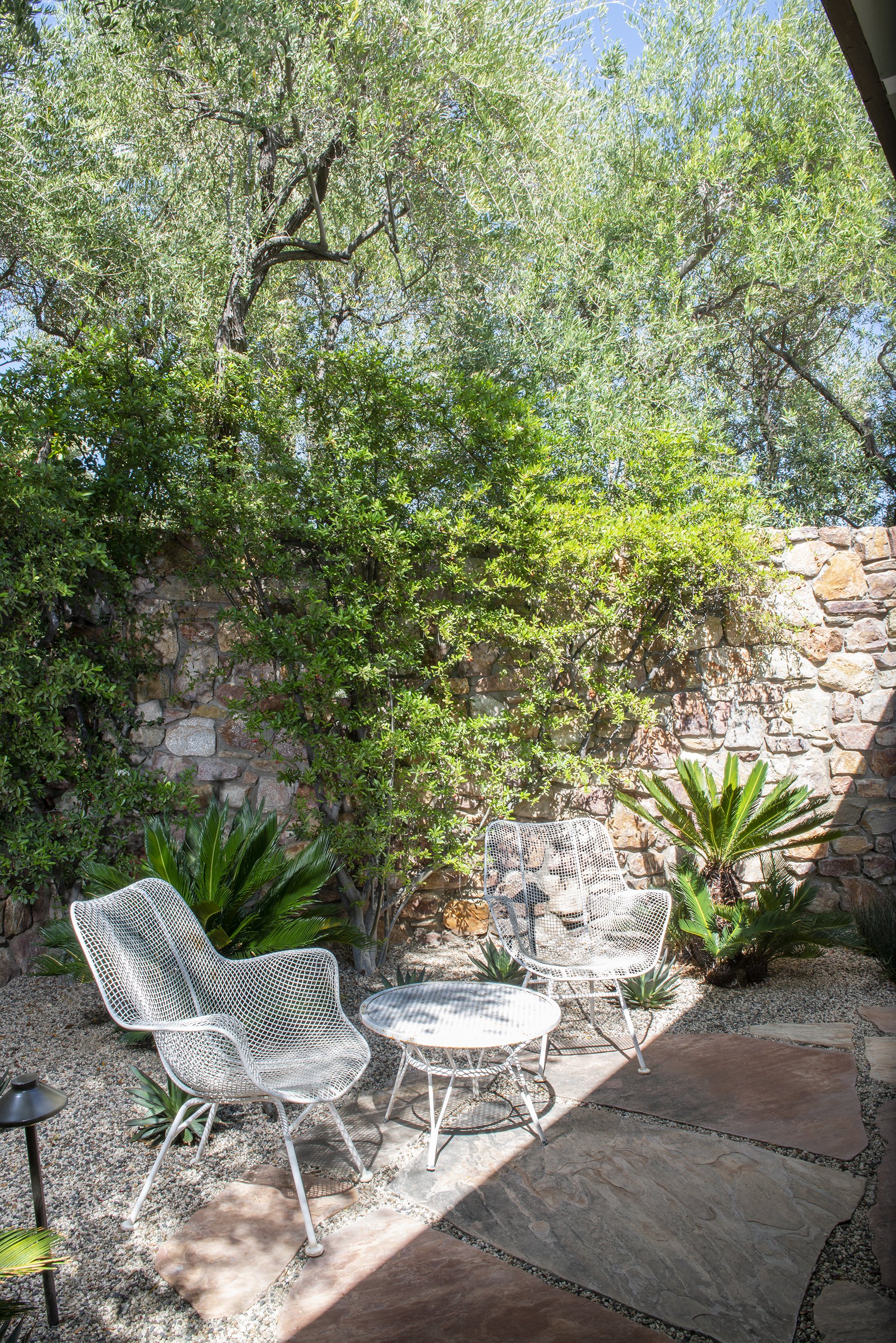 DCAP_grain Landscaping_Kirk Douglas_Courtyard 2.jpg