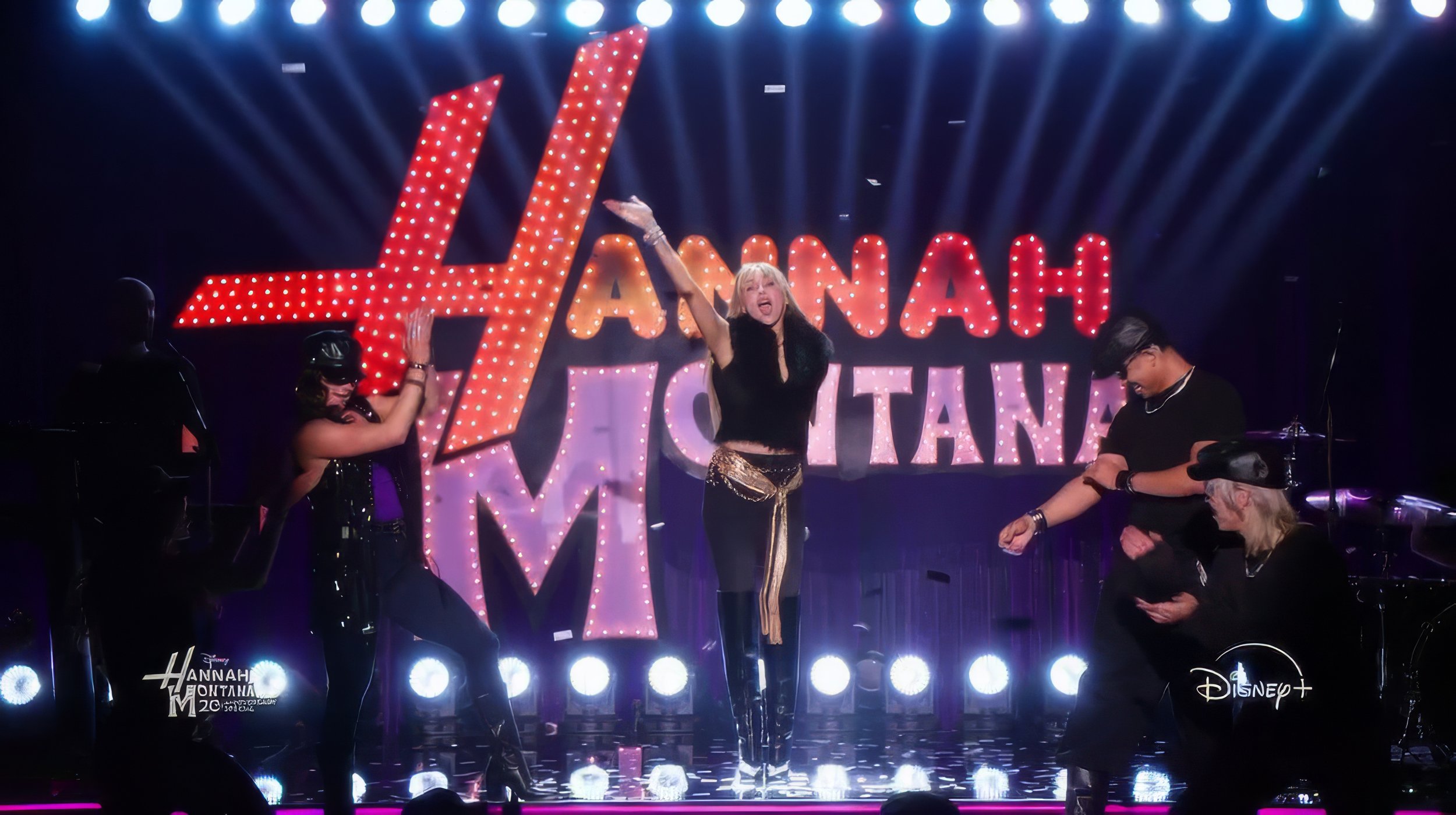 Hannah Montana 20th Anniversary Special - Miley Cyrus The Best of Both Worlds Performance