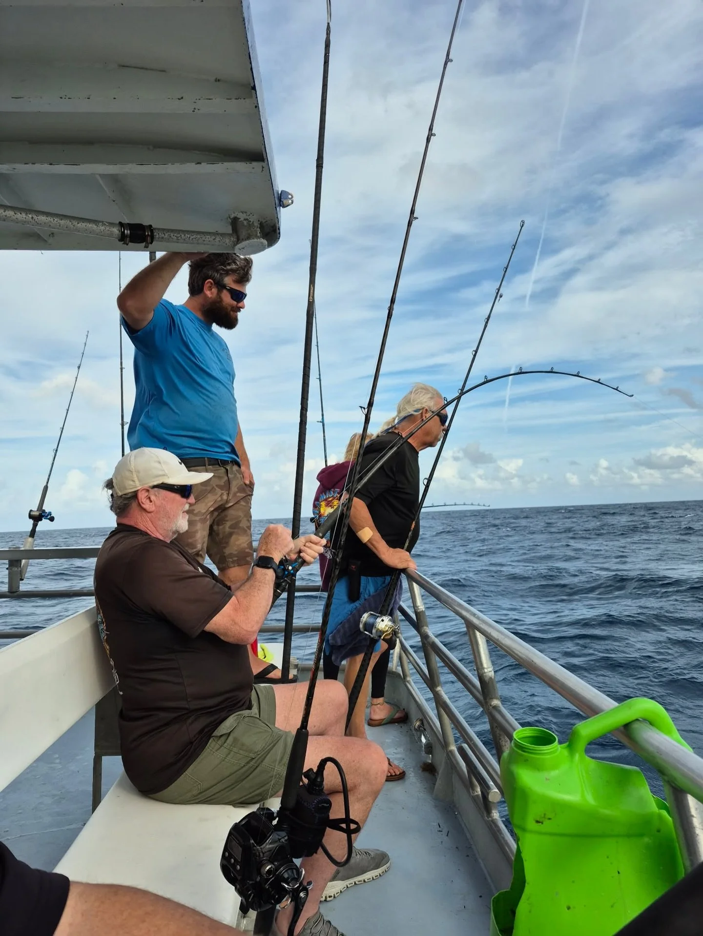 Thank you to everyone who joined us for our annual customer appreciation Christmas trip, everyone had a great time! 🤩🎄#seamistiii #fishing #florida #ocean #fish