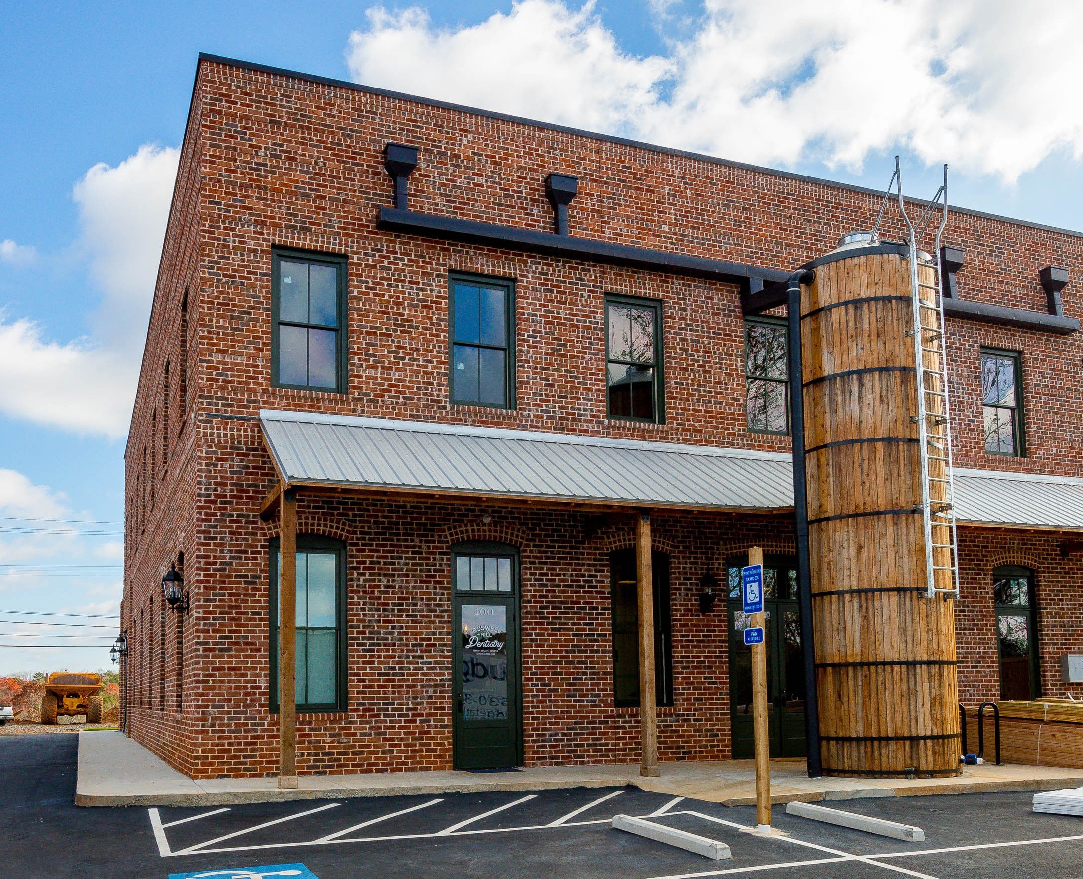 16015_426 South Atlanta St Roswell c.jpg