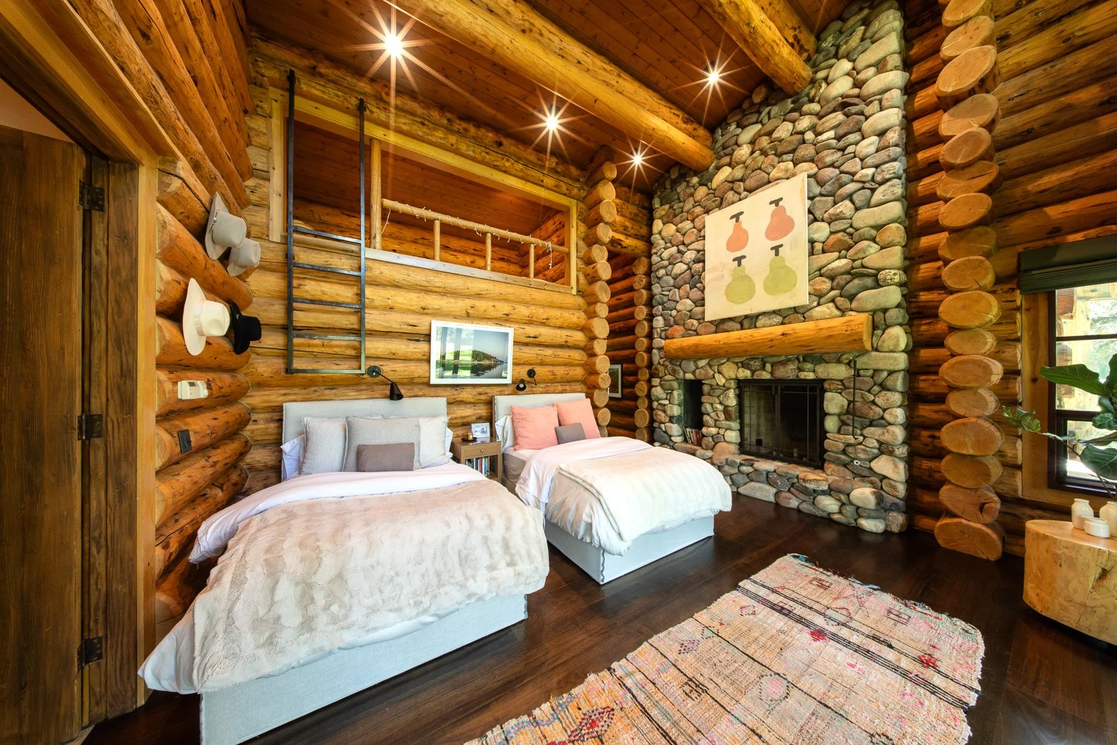 Hideaway Lane Residence - 16