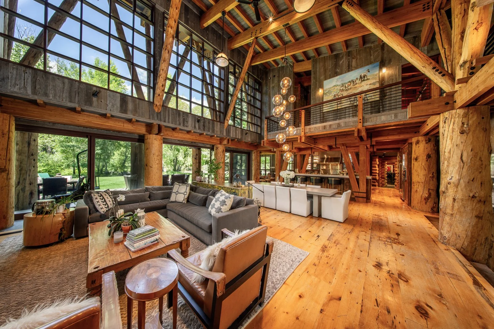 Hideaway Lane Residence - 1  