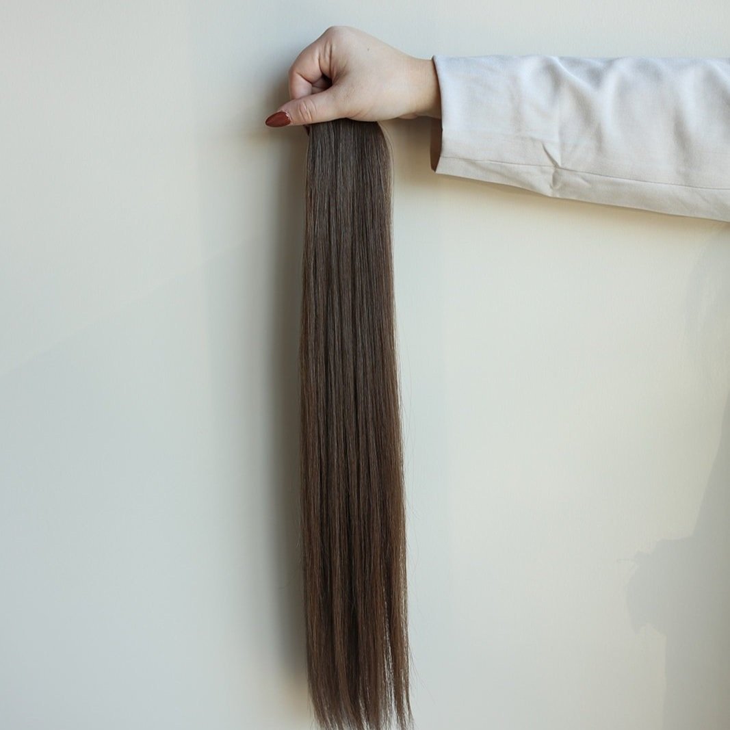 Shades-of-Honey_%234+Light++Shade+-+20%2522+Hair+Extension.jpg