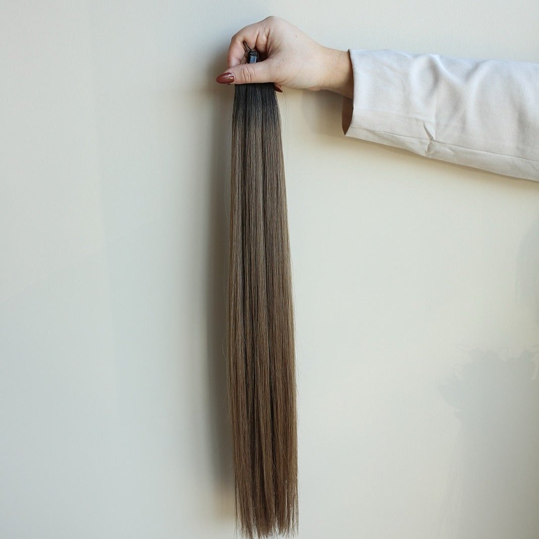 Shades-of-Honey_%23T2%3A8+Shade+-+20%2522+Hair+Extension.jpg
