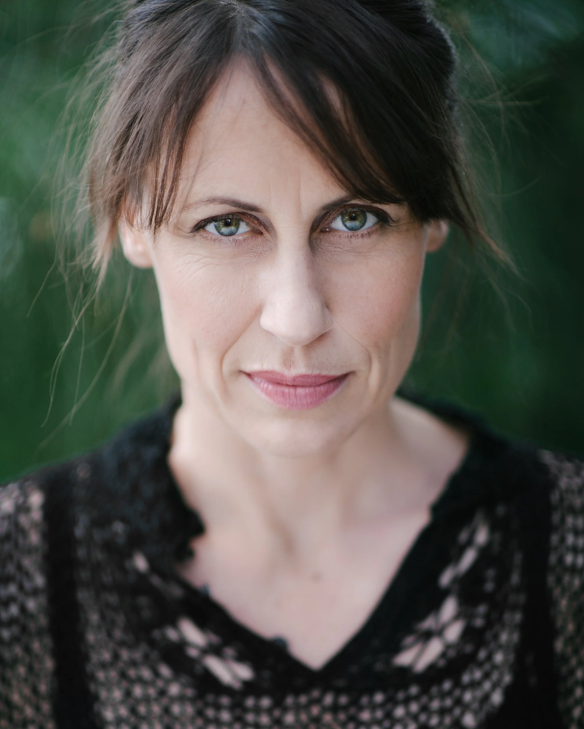 RAW TRUTH IN PERFORMANCE WITH KIM FARRANT