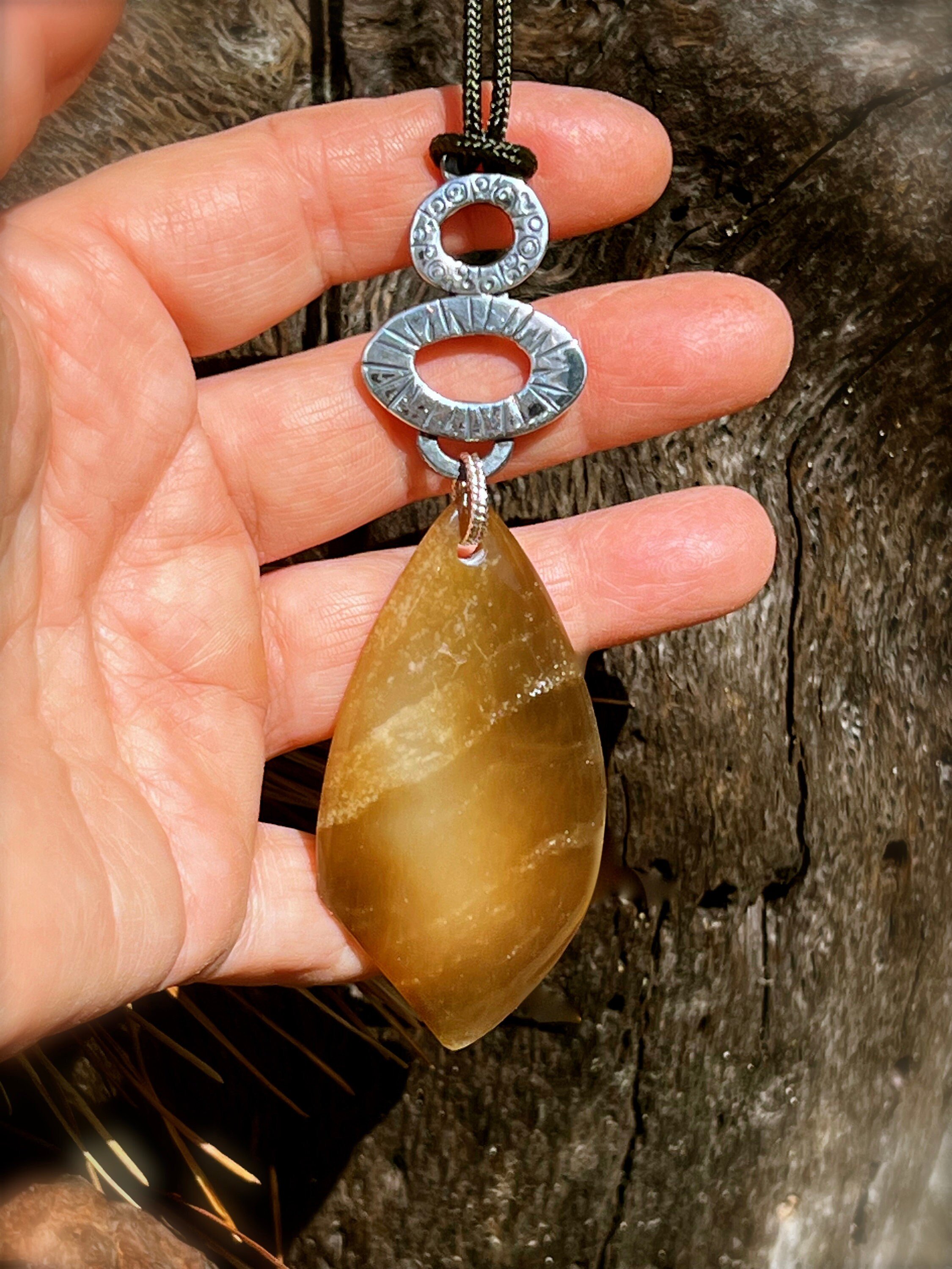 https://i.etsystatic.com/26136580/r/il/01b862/6146845977/il_fullxfull.6146845977_frgq.jpg
