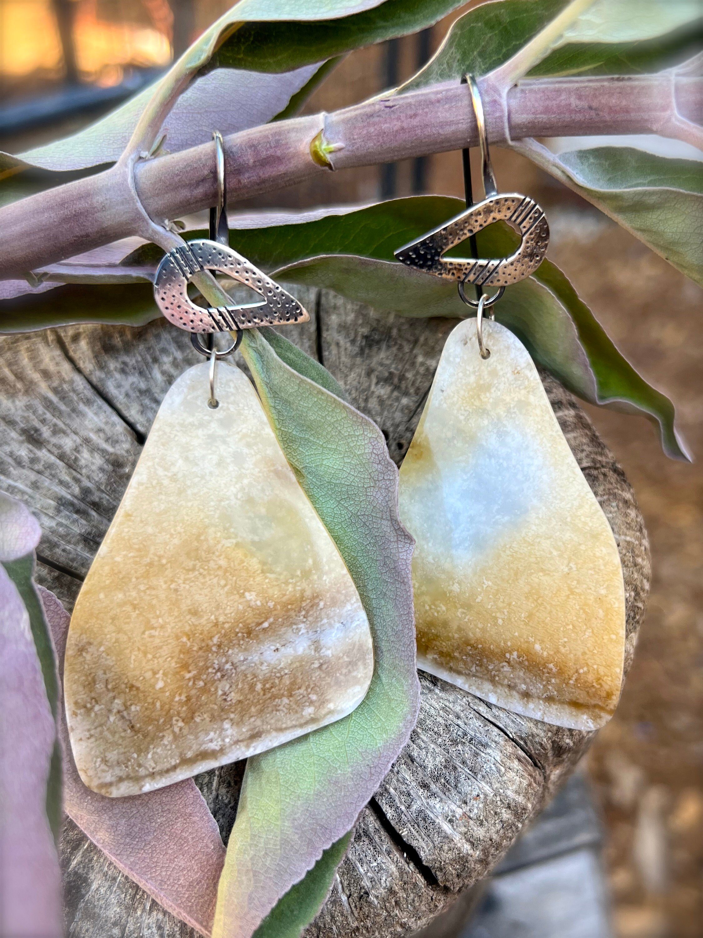 https://i.etsystatic.com/26136580/r/il/2c7011/6117088411/il_fullxfull.6117088411_qr2a.jpg