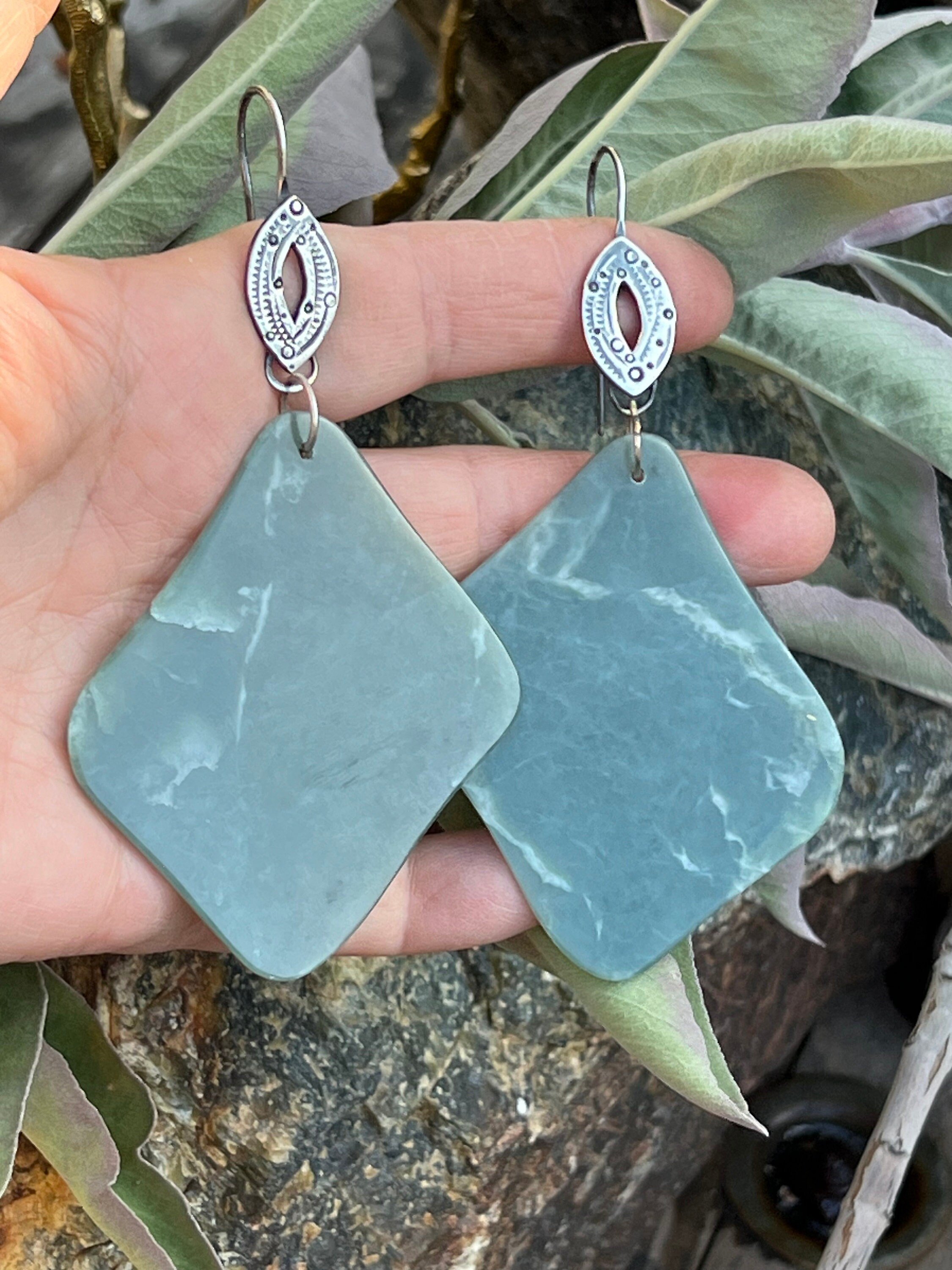https://i.etsystatic.com/26136580/r/il/54a422/6116823171/il_fullxfull.6116823171_fzdm.jpg