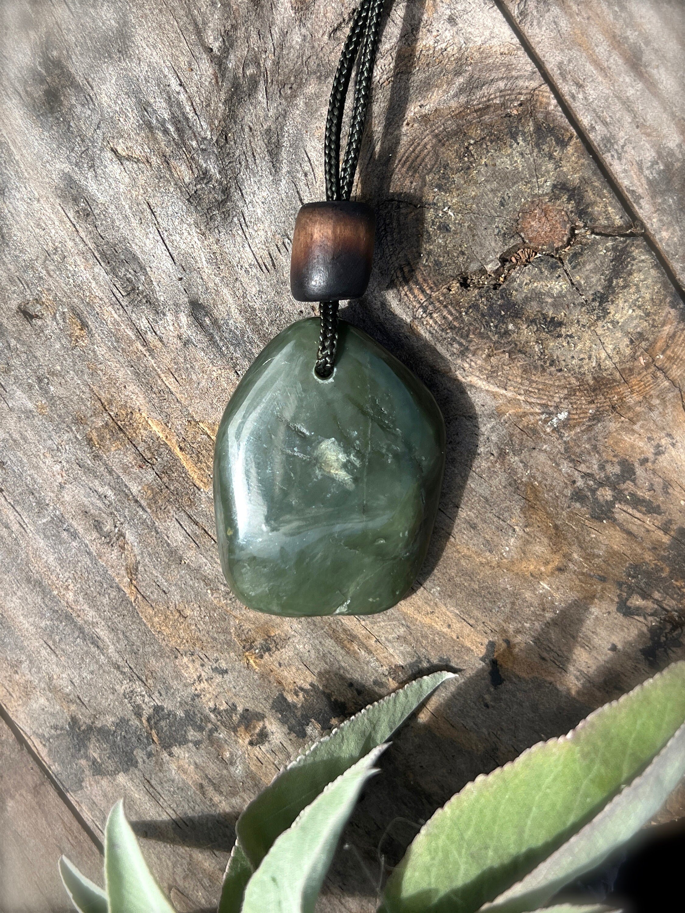 https://i.etsystatic.com/26136580/r/il/b0cd99/6128404240/il_fullxfull.6128404240_gzat.jpg