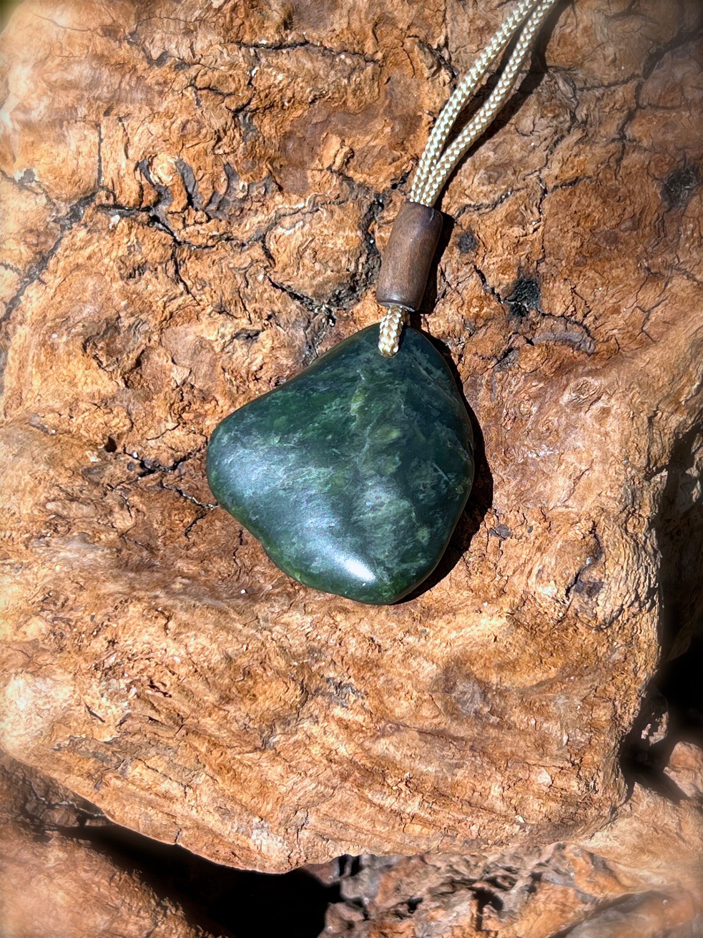 https://i.etsystatic.com/26136580/r/il/eb084a/4844454412/il_fullxfull.4844454412_jrrw.jpg