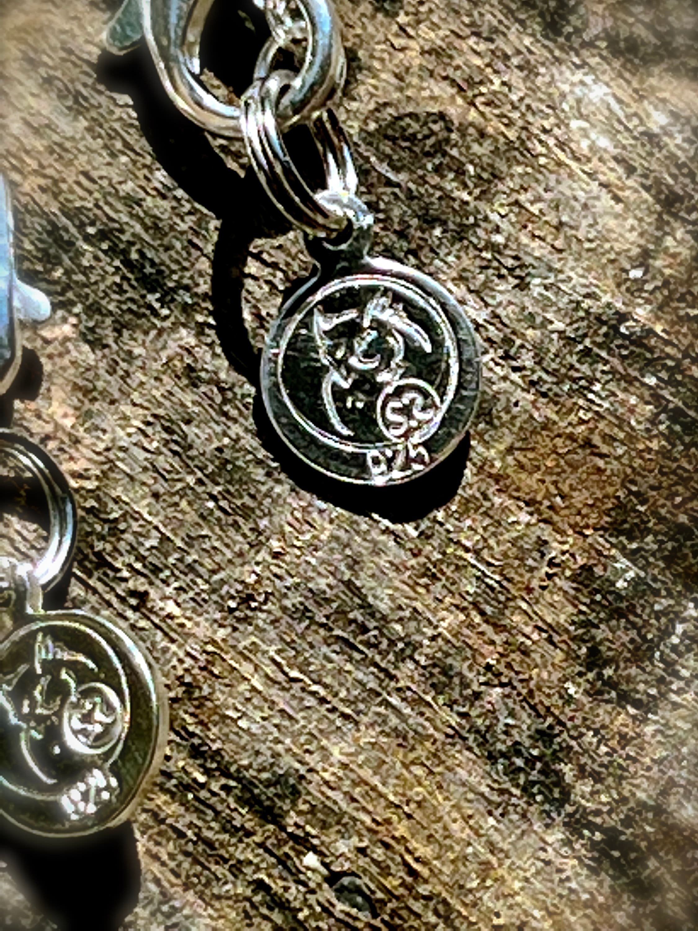 https://i.etsystatic.com/26136580/r/il/f93b78/5505453930/il_fullxfull.5505453930_dx5e.jpg