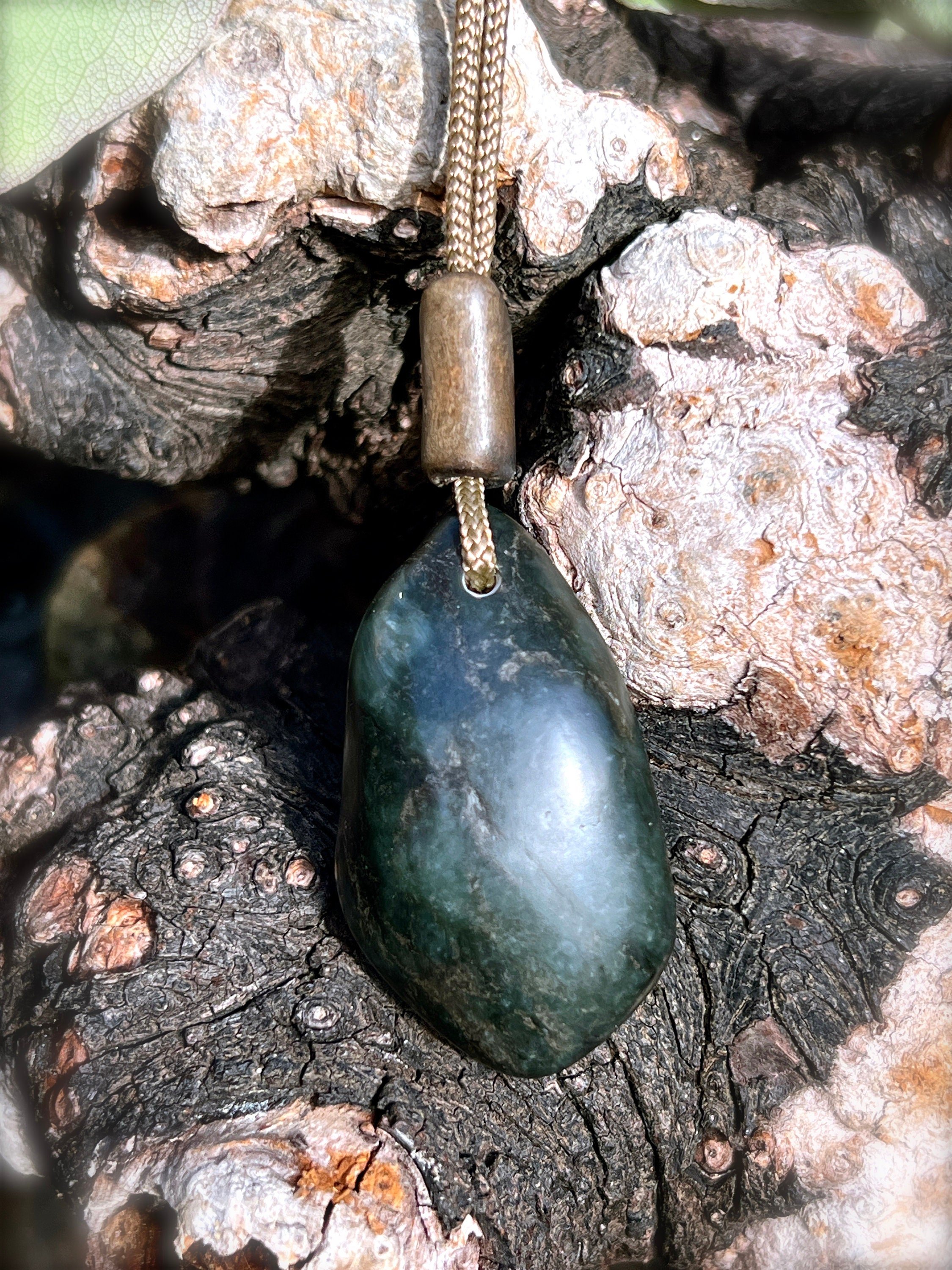 https://i.etsystatic.com/26136580/r/il/7c1a92/6123030932/il_fullxfull.6123030932_lvbe.jpg
