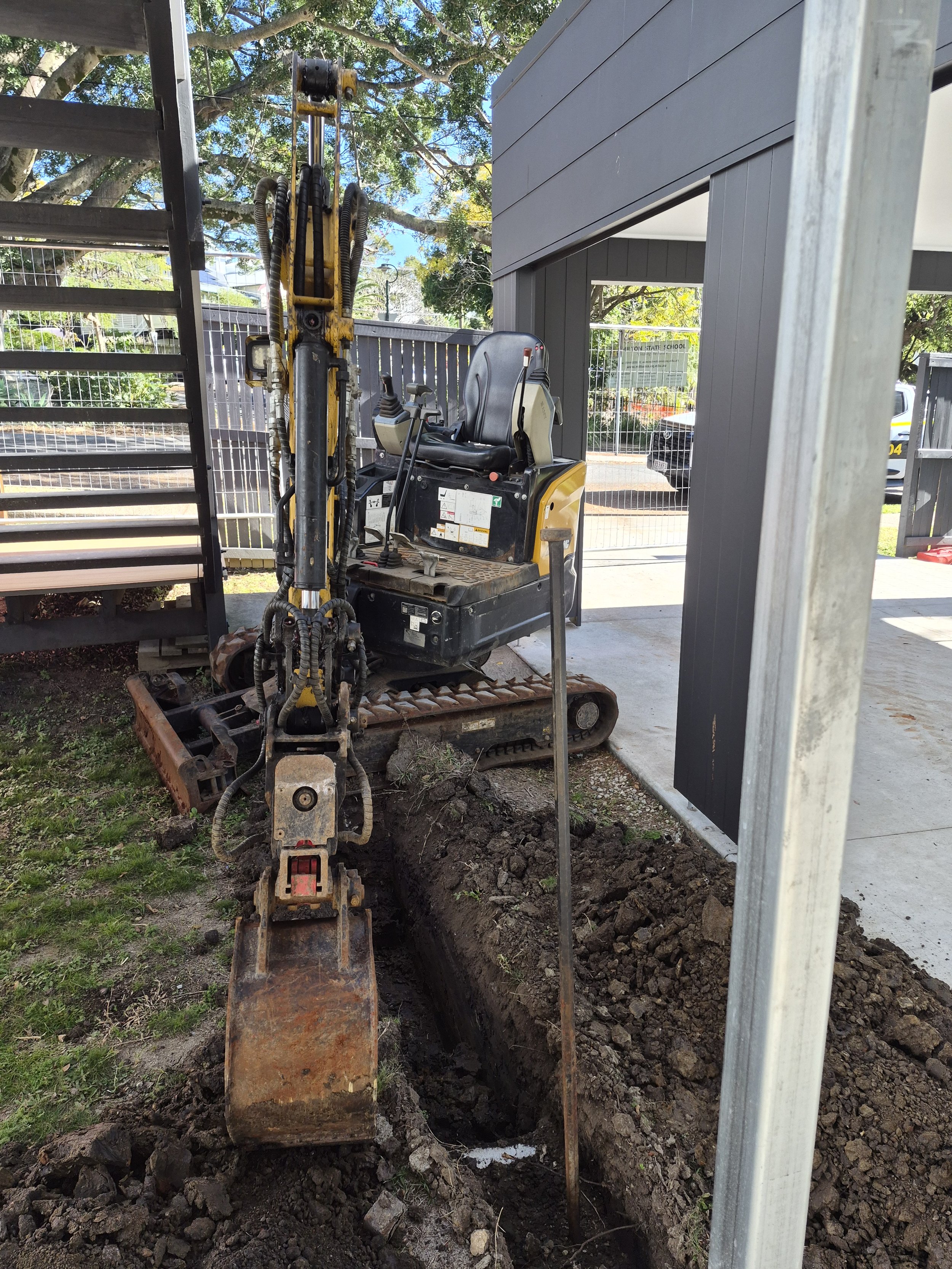 Tight access electrical trench, Milton