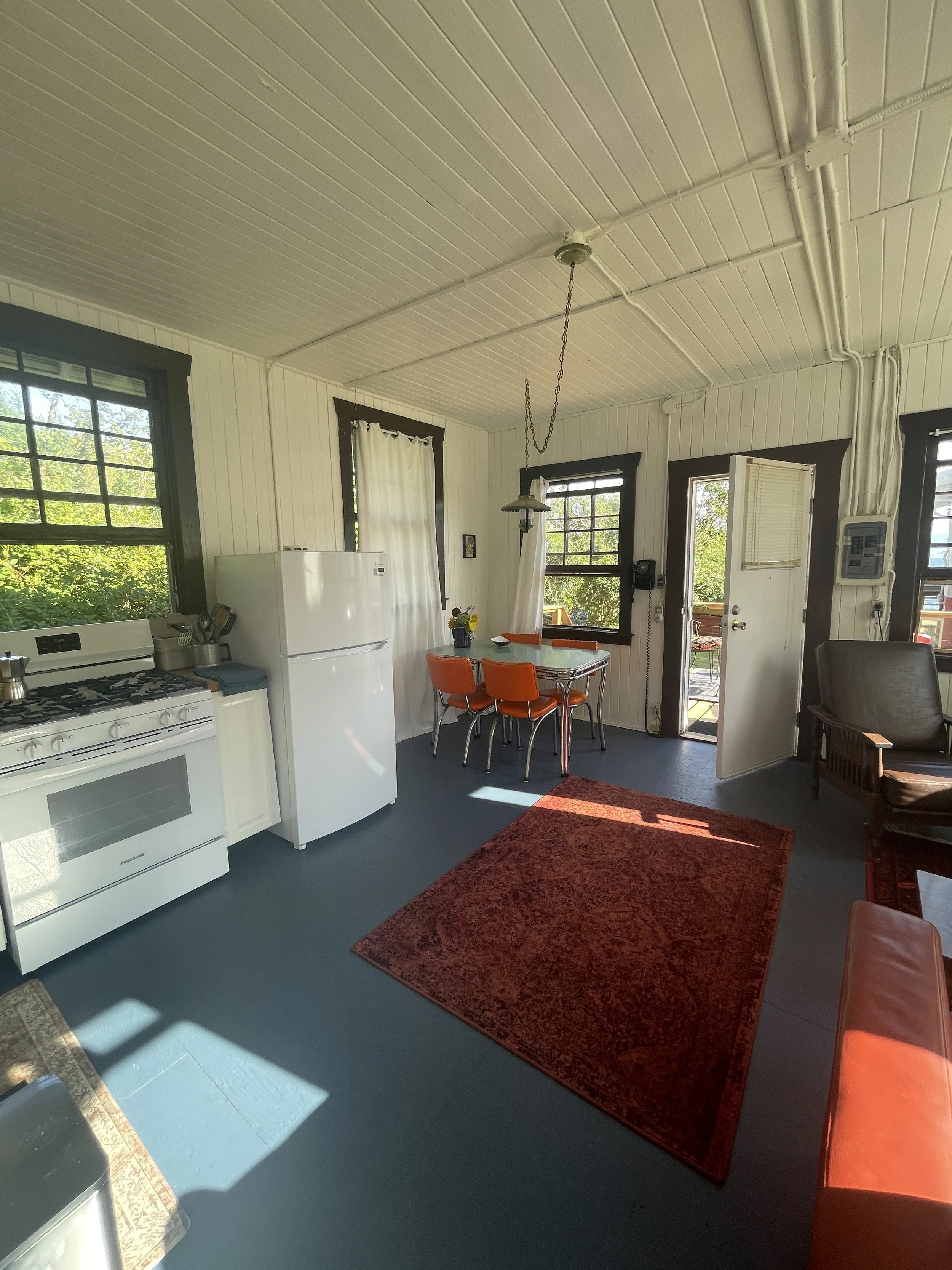 view toward the front door of the cottage