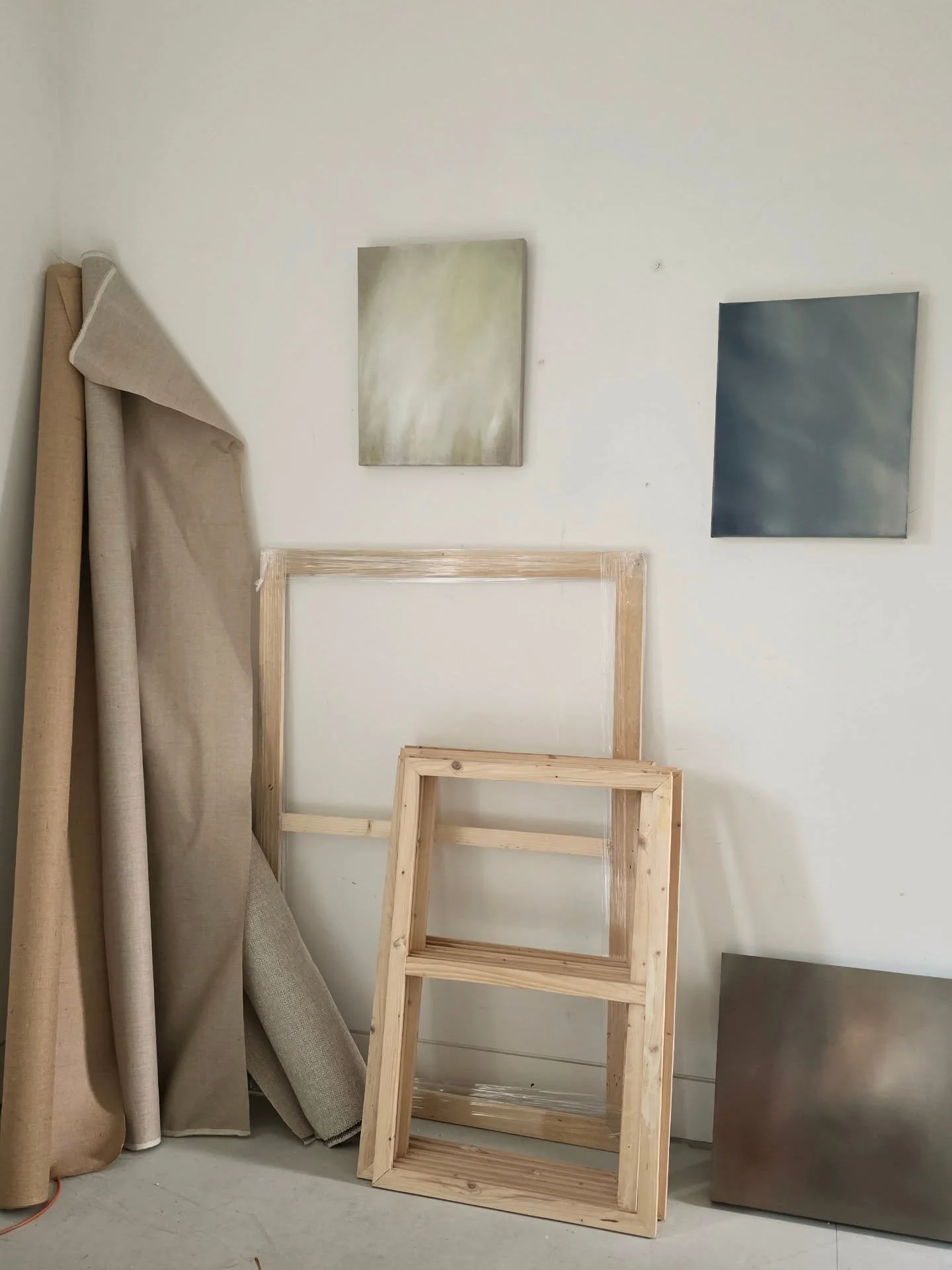 Recently I've been working on a new collection of oil paintings alongside super matte acrylics on textured fabrics. 
Such different mediums, I love both. My favourite thing is to explore - experiment with different colour mixes, techniques, materials