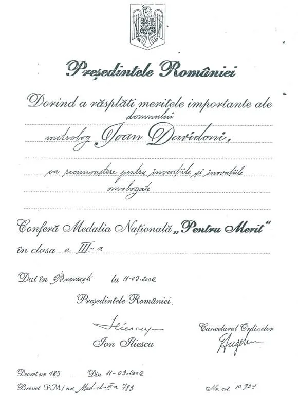 1 medalie_merit_b.jpg