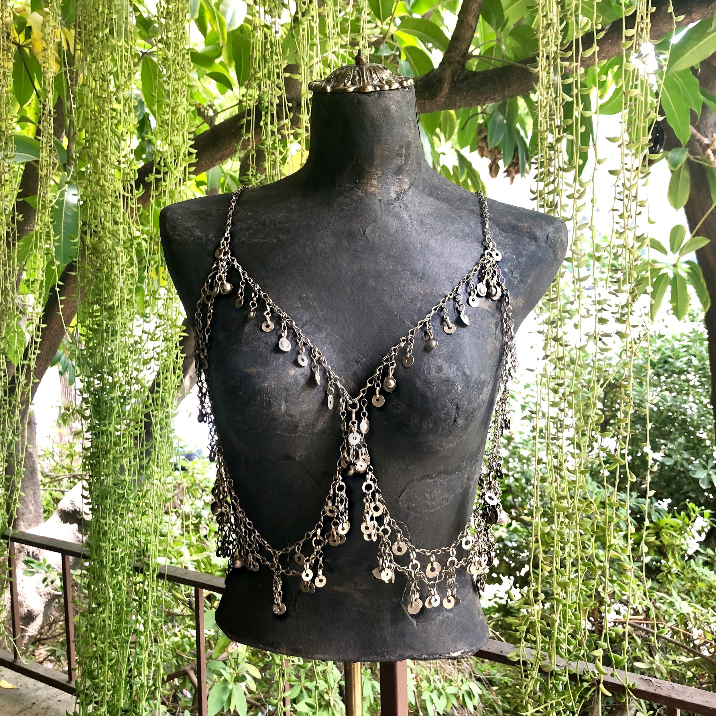 Nadya Body Chain 03.jpg