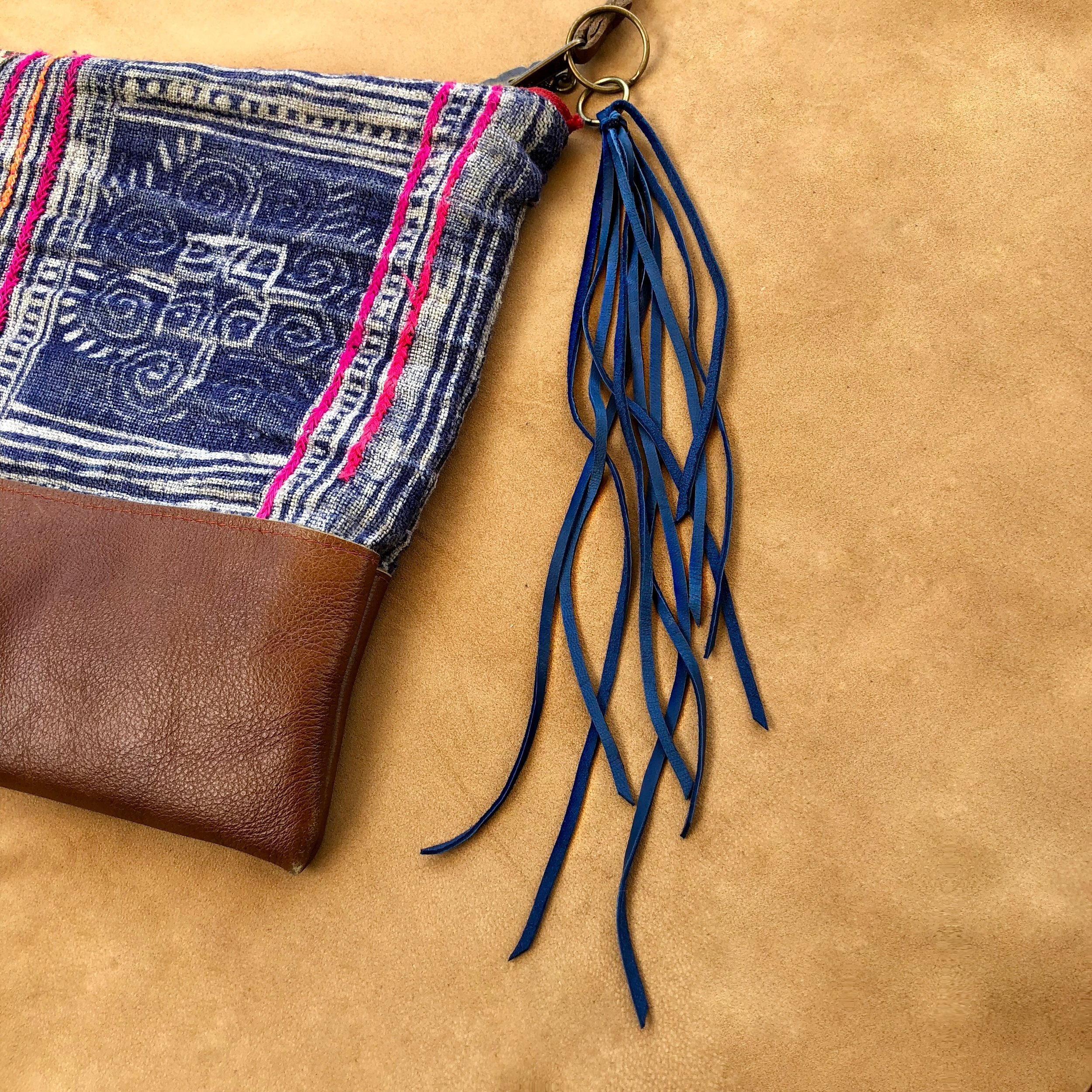 Leather Tassel Key Ring - Blue 06.jpg