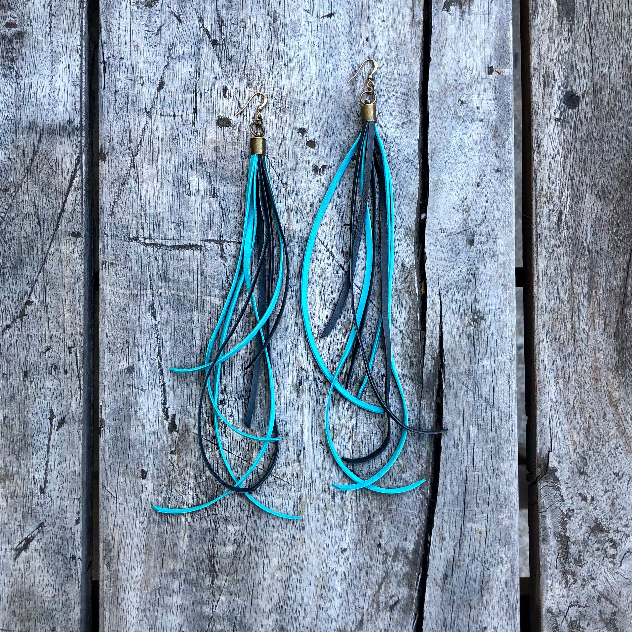 leather-tassel-earrings-turquoise-charcoal-04.jpg
