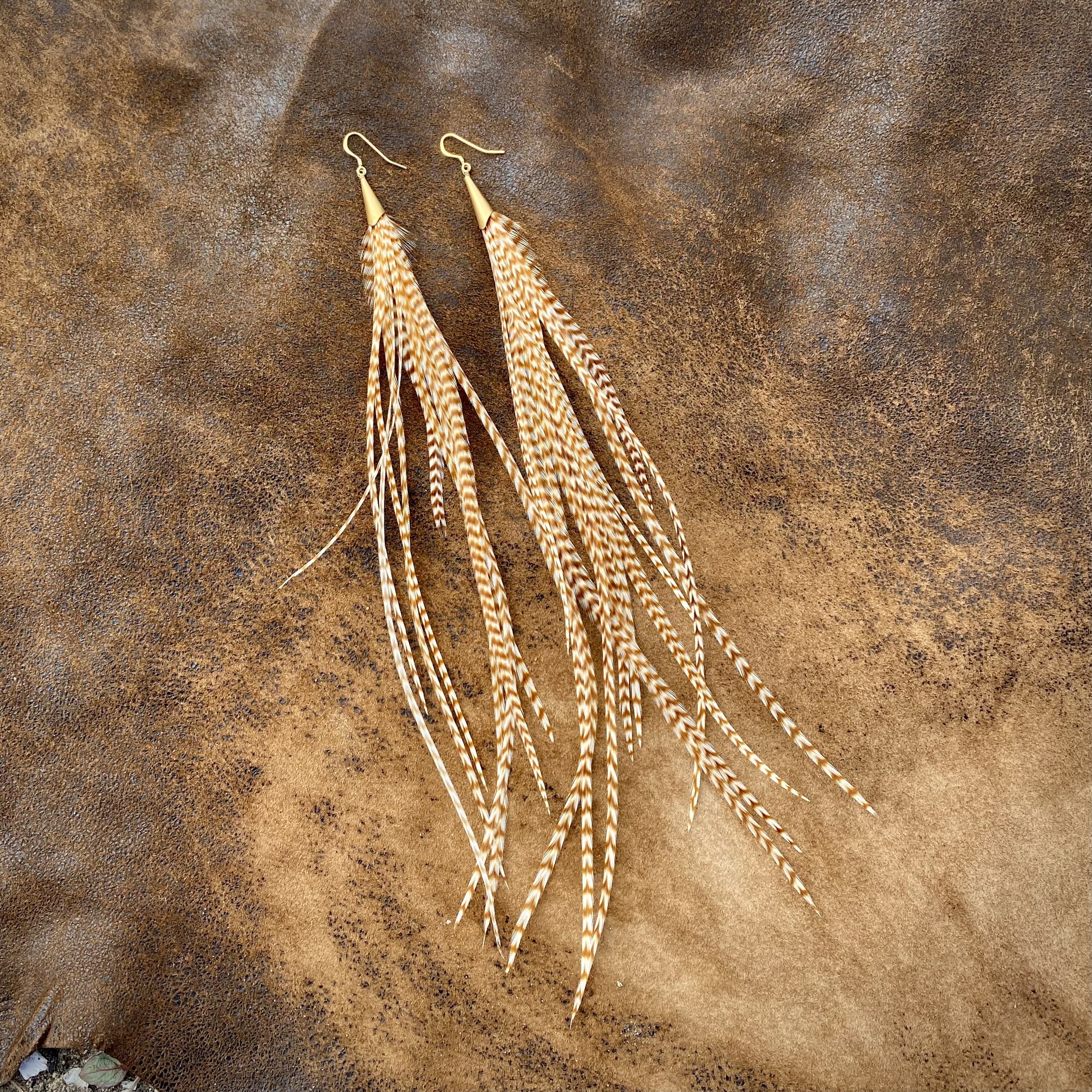 cone-feather-earrings-ginger-grizzly-01.jpg